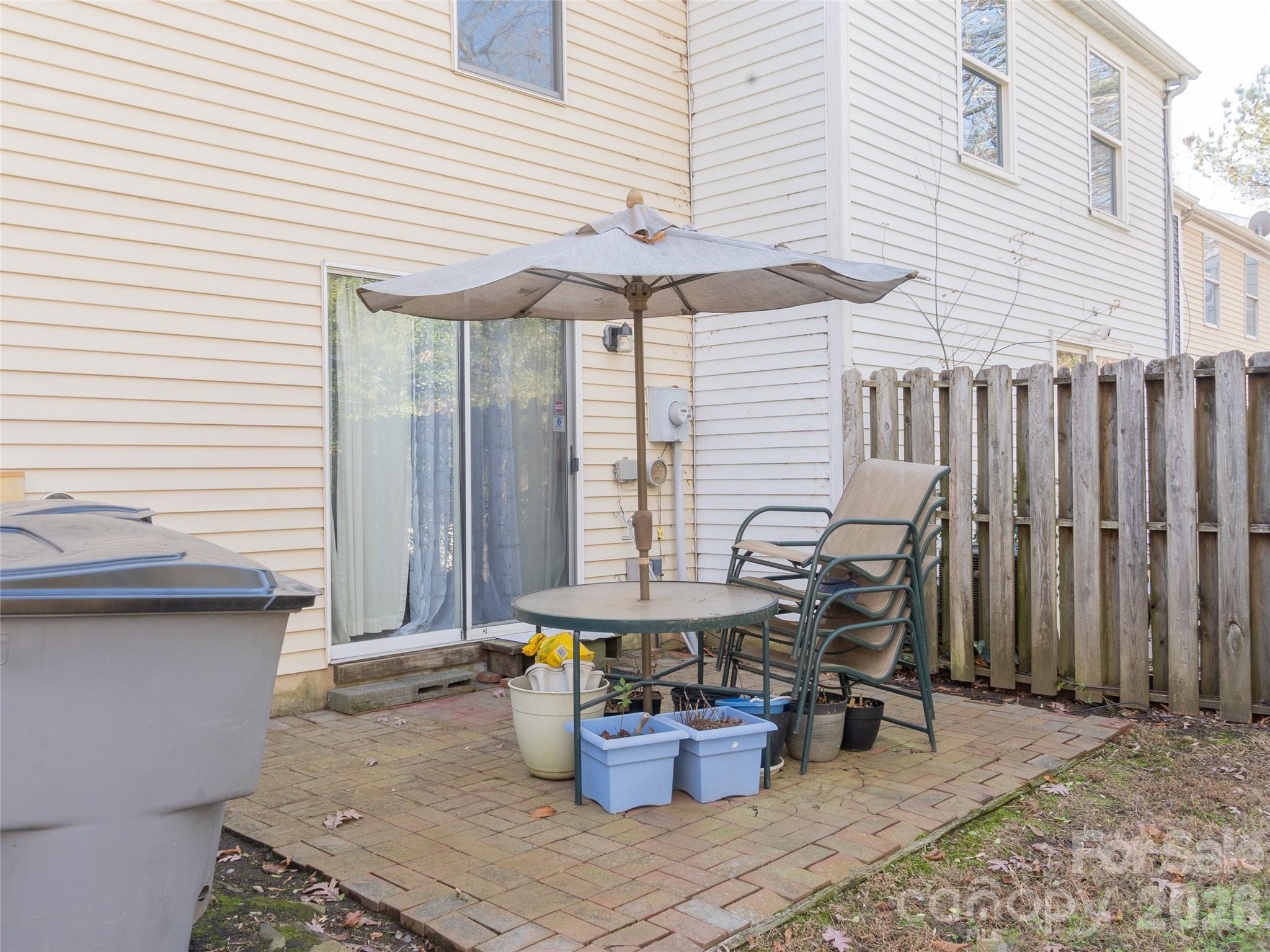9718 Old Gate Drive — Matthews