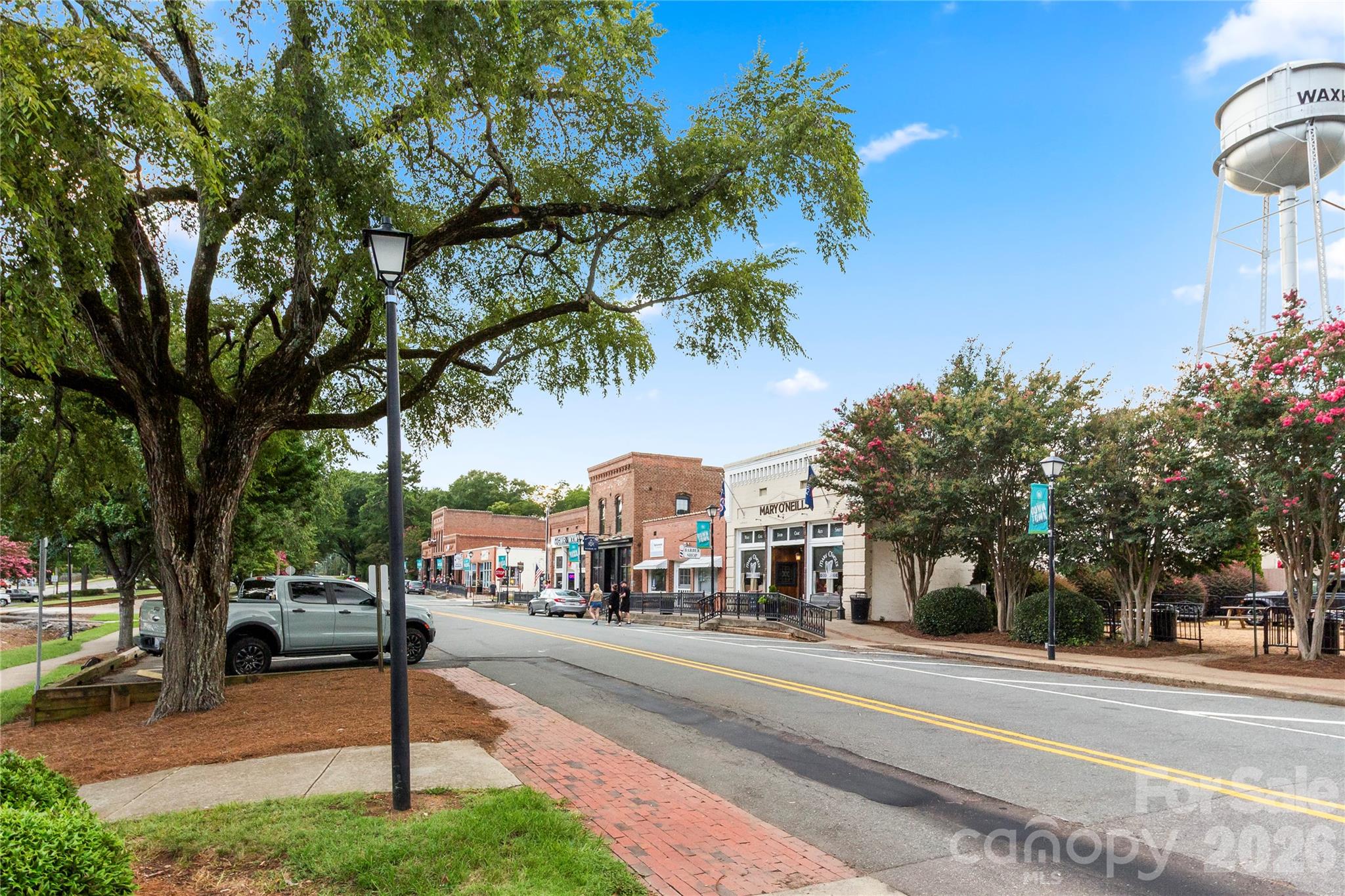 8505 Whitehawk Hill Road — Waxhaw