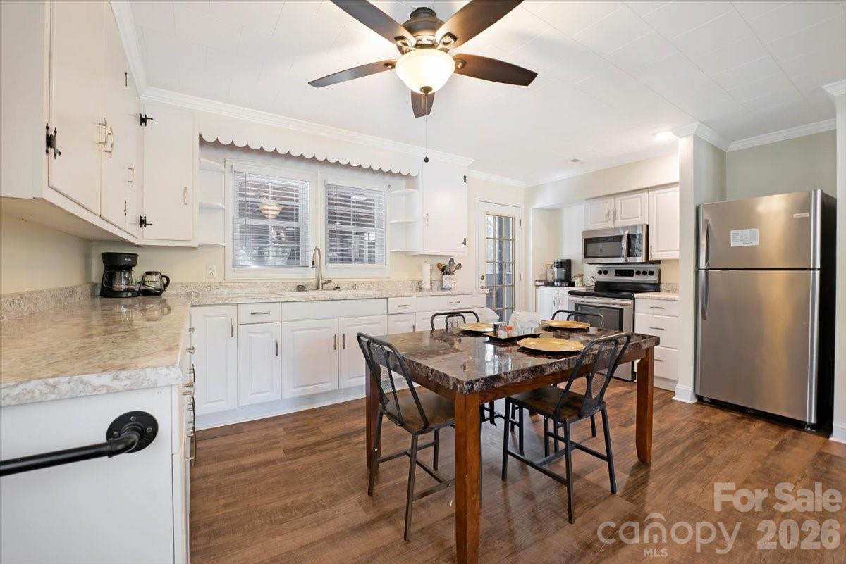 5088 Hwy 265 Highway — Ruby