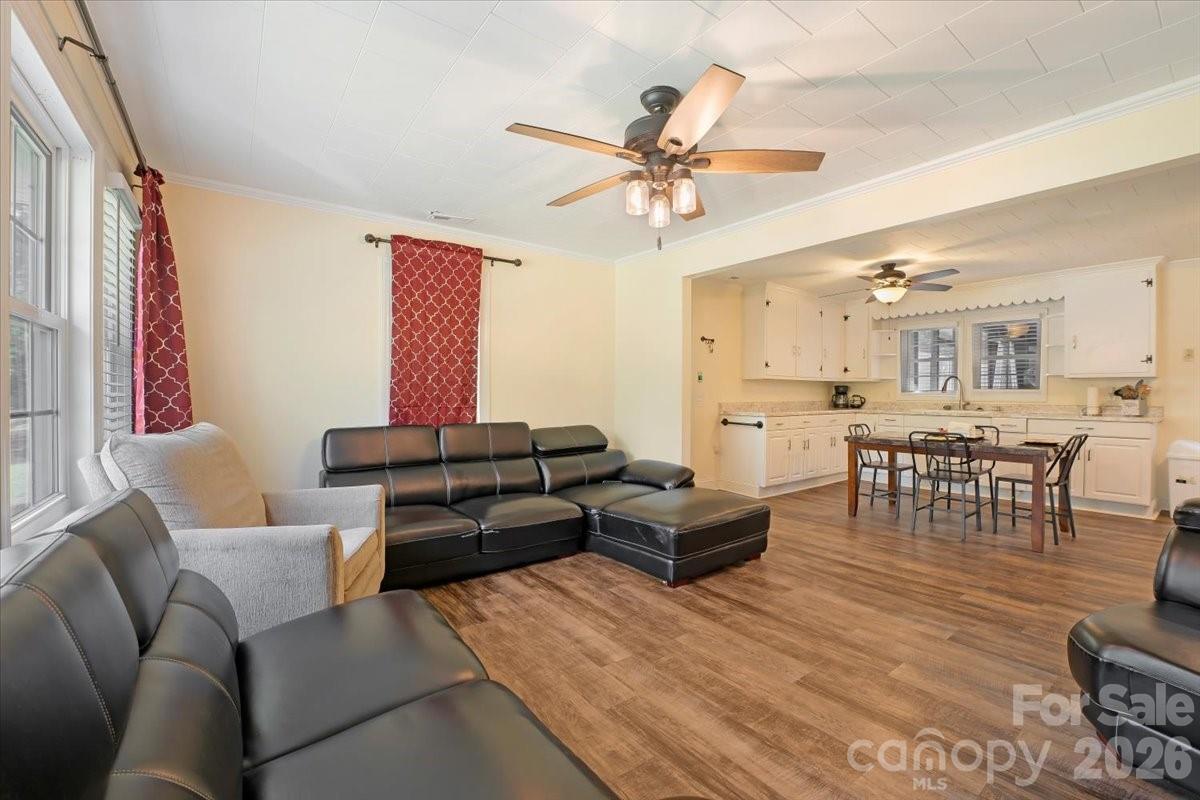 5088 Hwy 265 Highway — Ruby