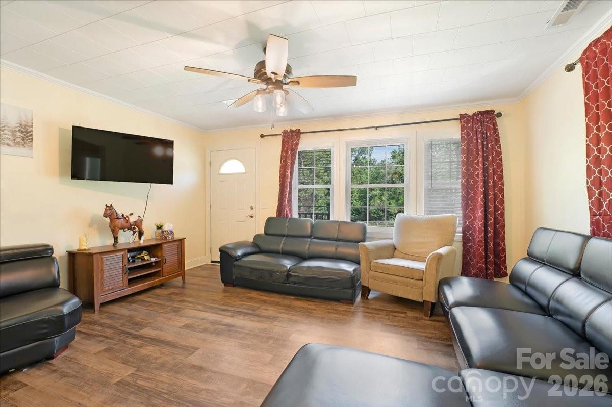 5088 Hwy 265 Highway — Ruby