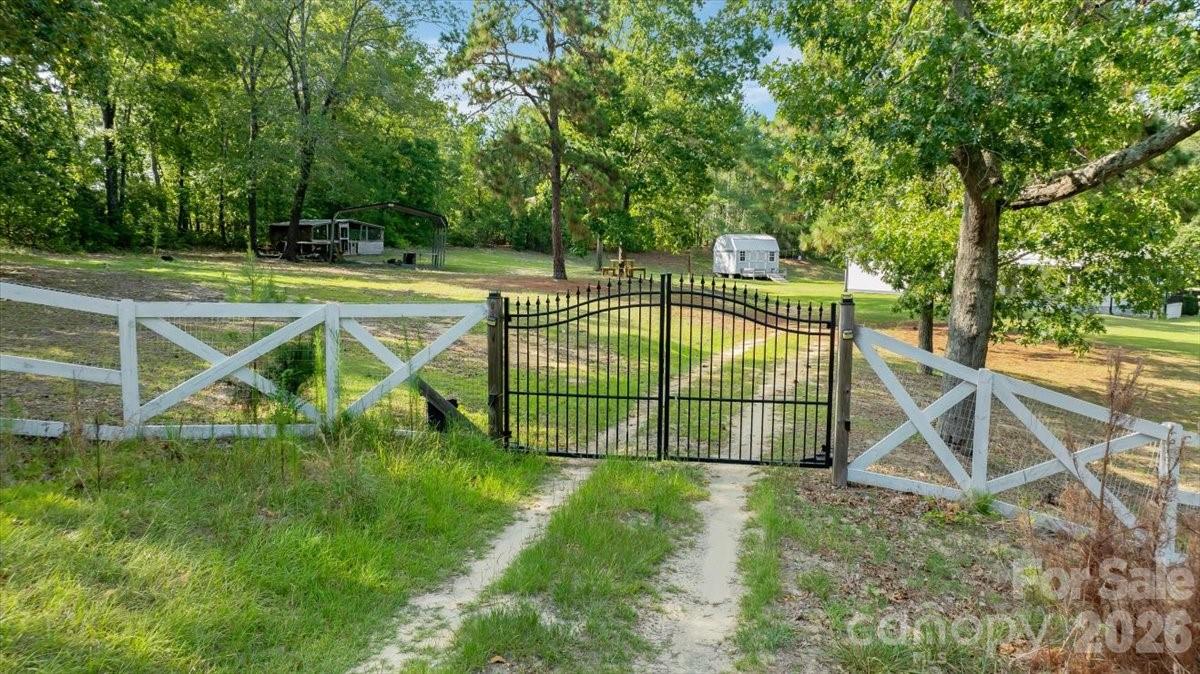 5088 Hwy 265 Highway — Ruby