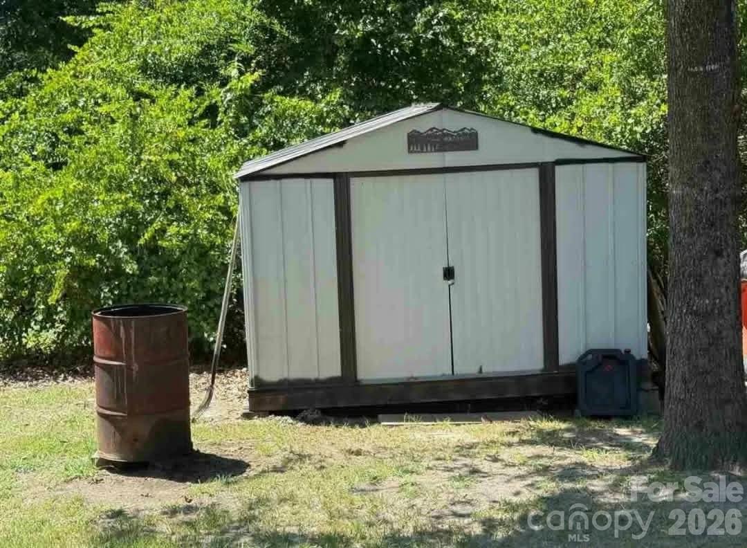 2180 Hunts Mill Road — Chesterfield