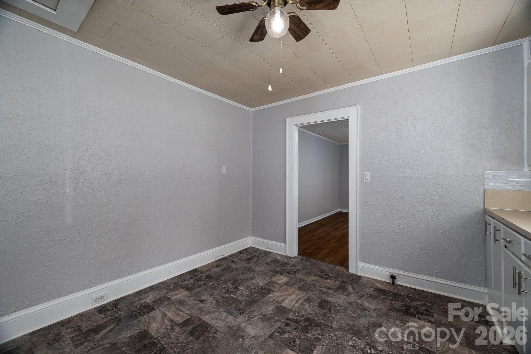 214 23rd Street NW — Hickory