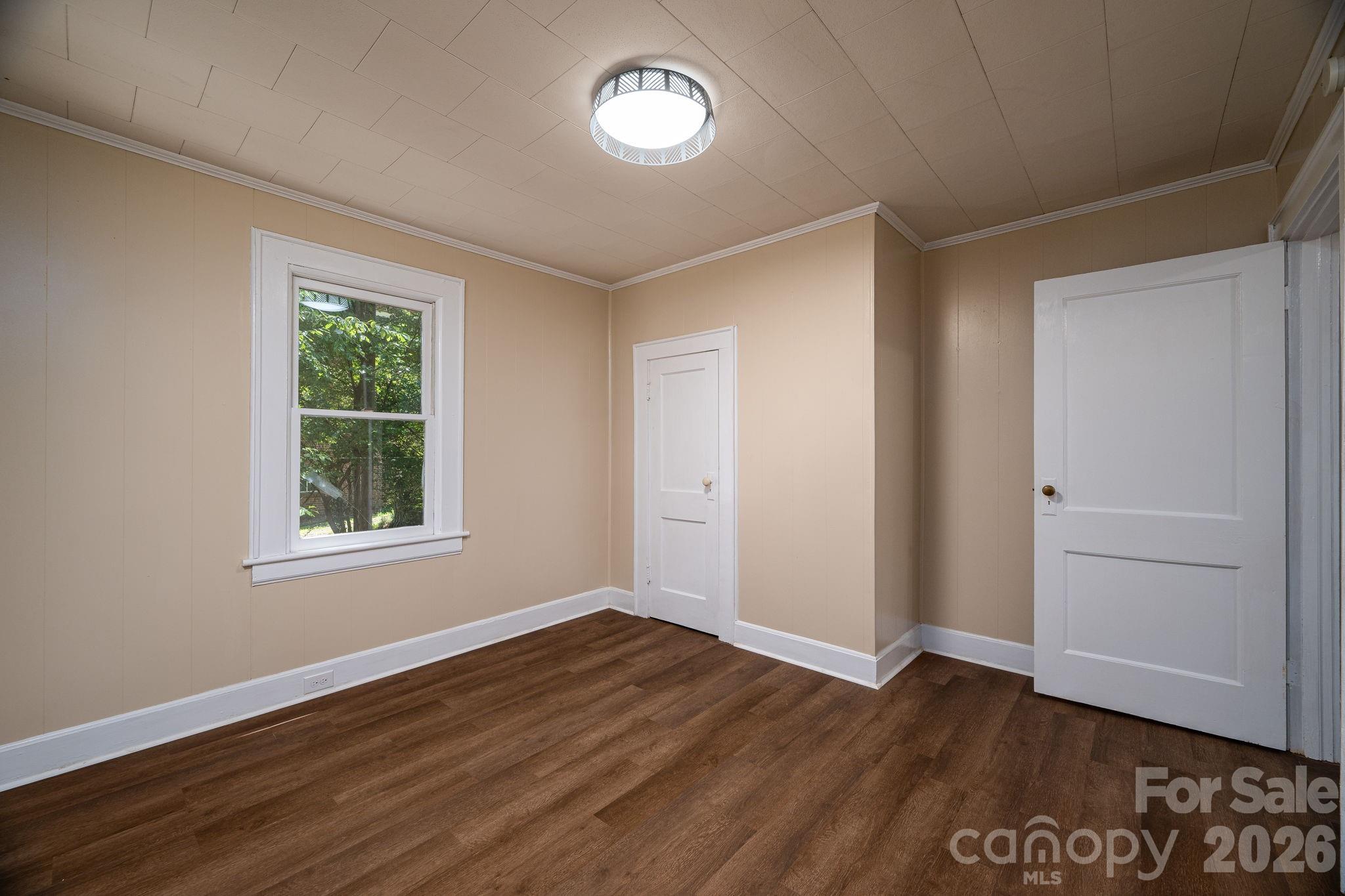 214 23rd Street NW — Hickory