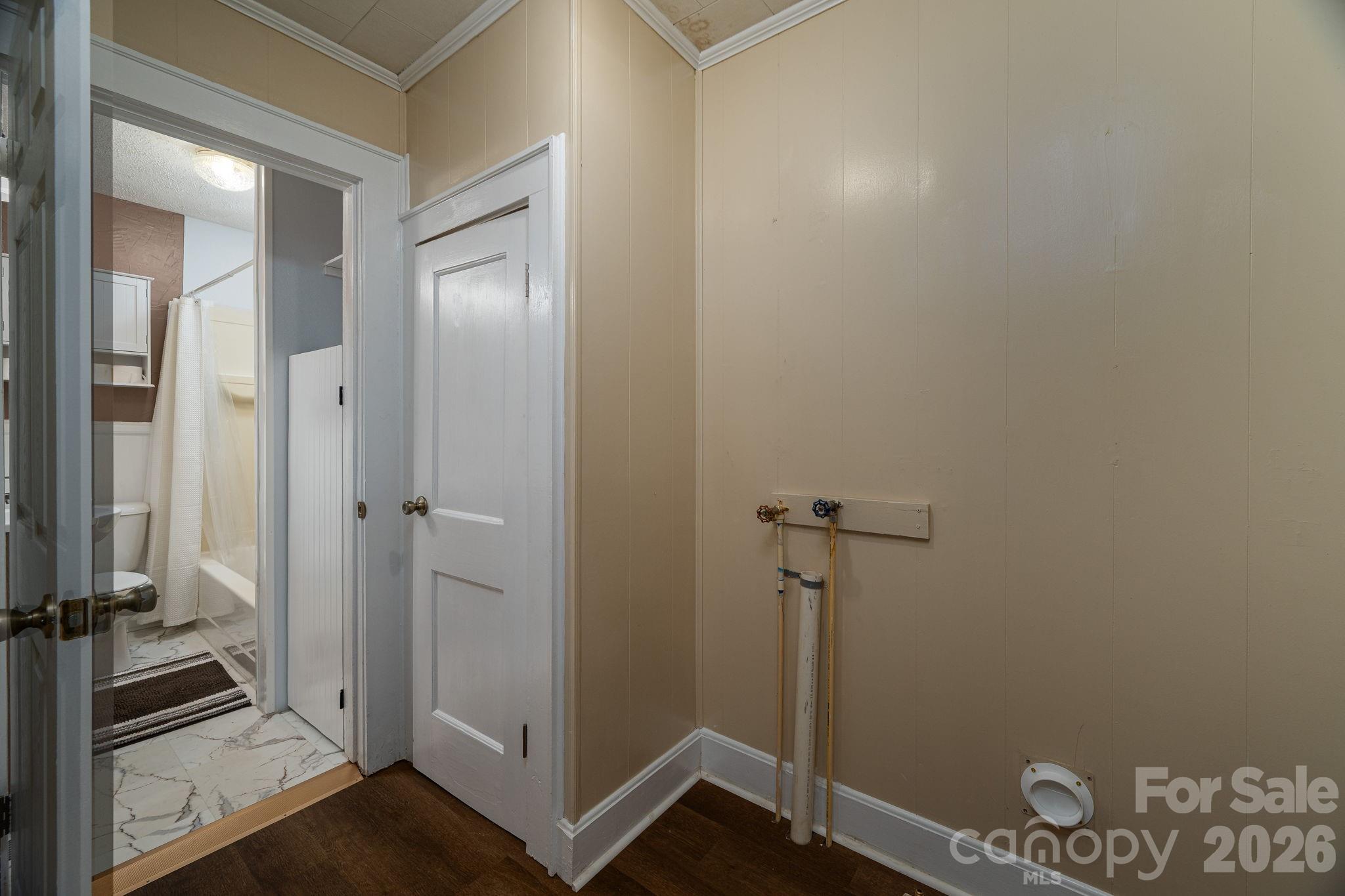 214 23rd Street NW — Hickory