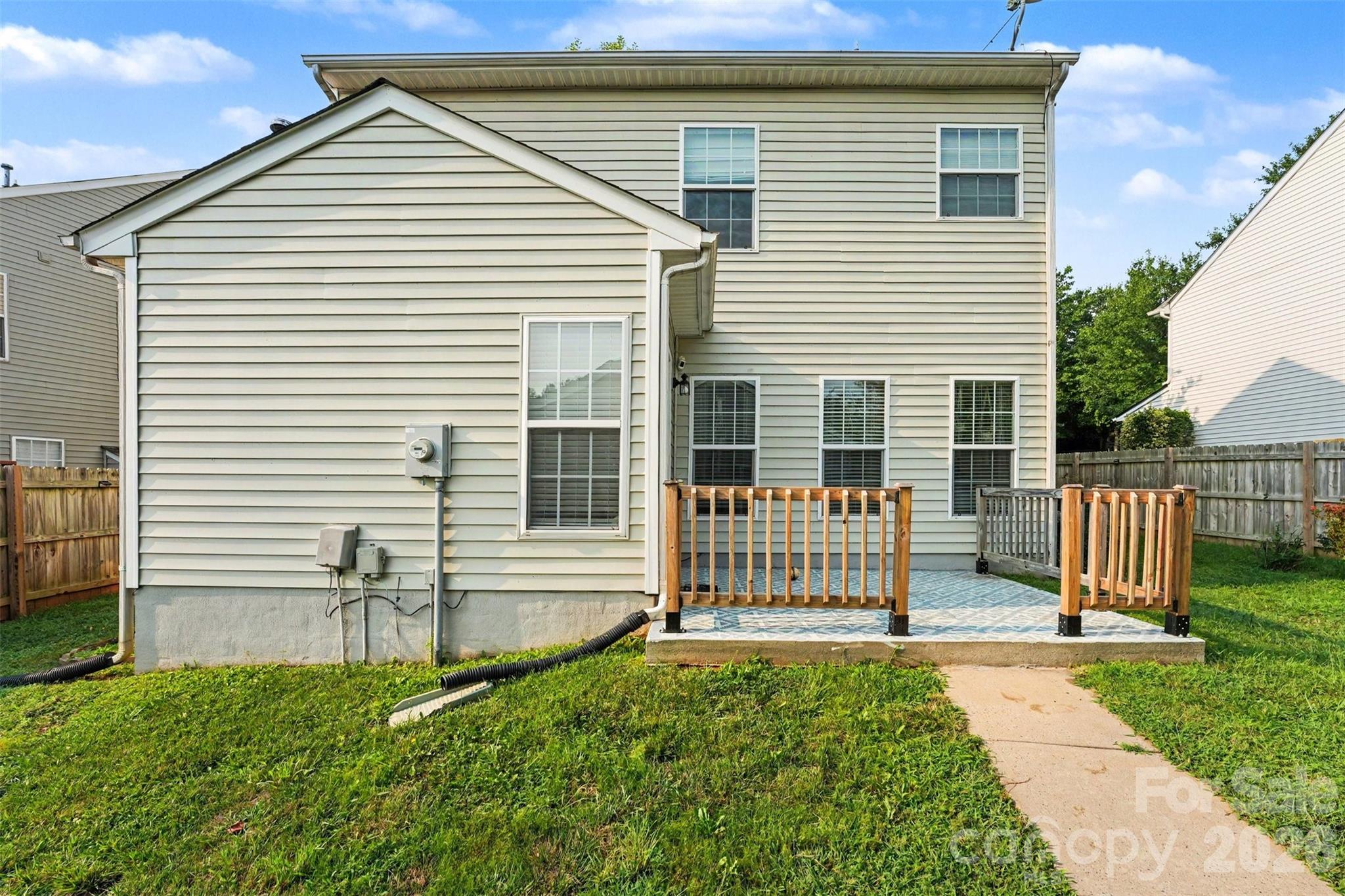 6715 Tanners Creek Drive — Huntersville