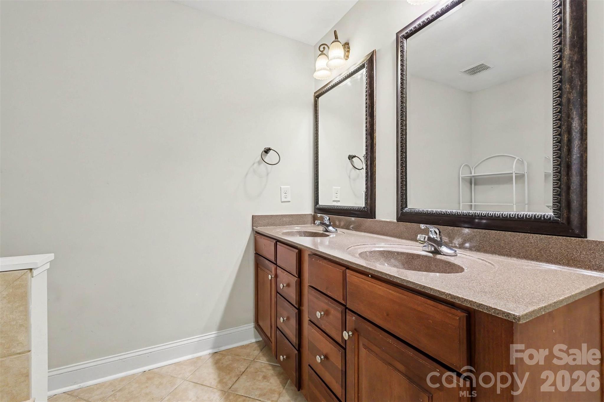 207 Edenshire Court — Indian Trail