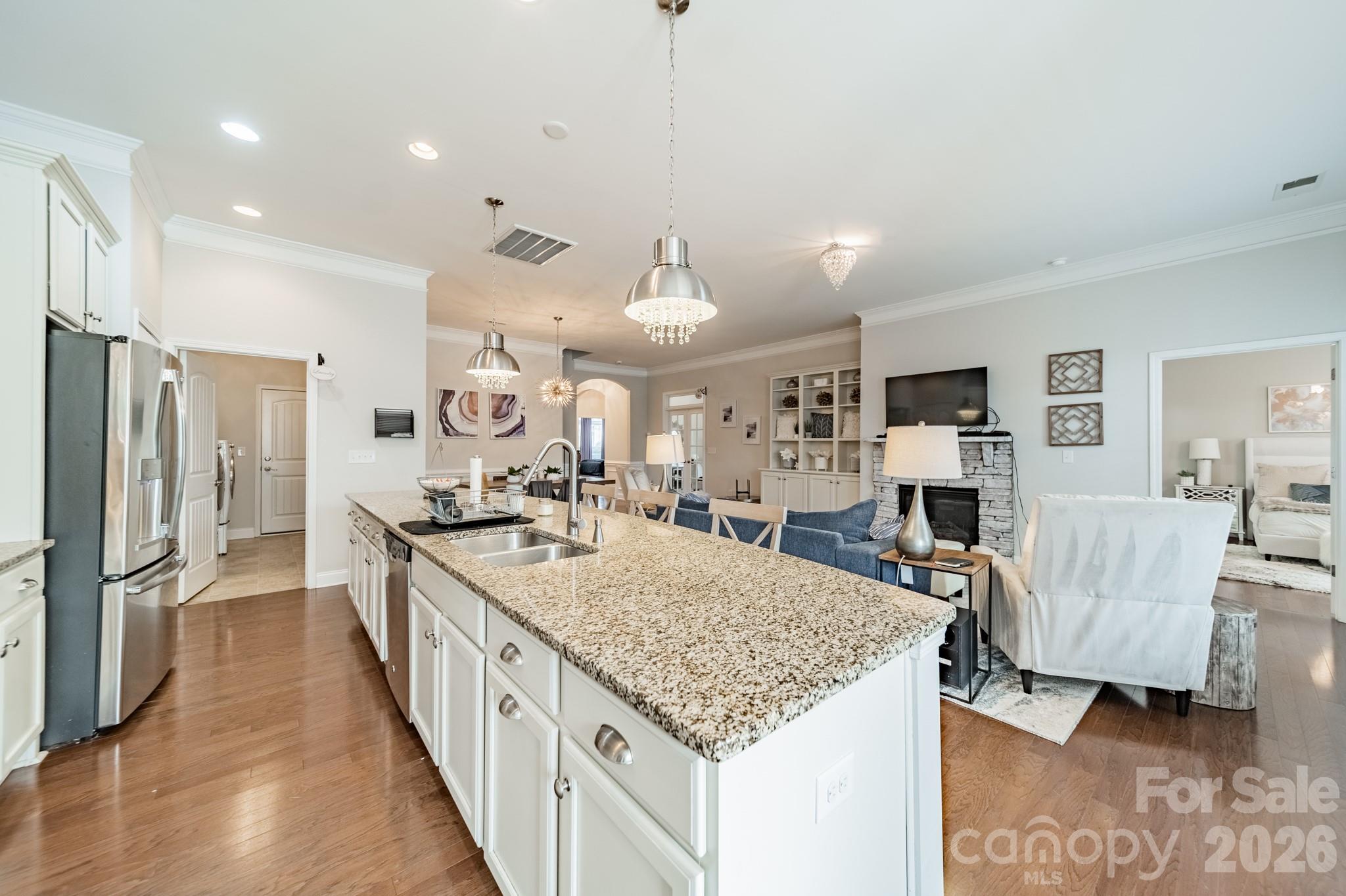 7405 Hamilton Bridge Road — Charlotte