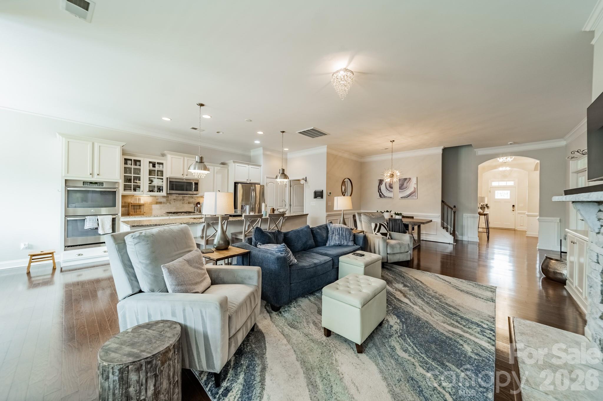 7405 Hamilton Bridge Road — Charlotte