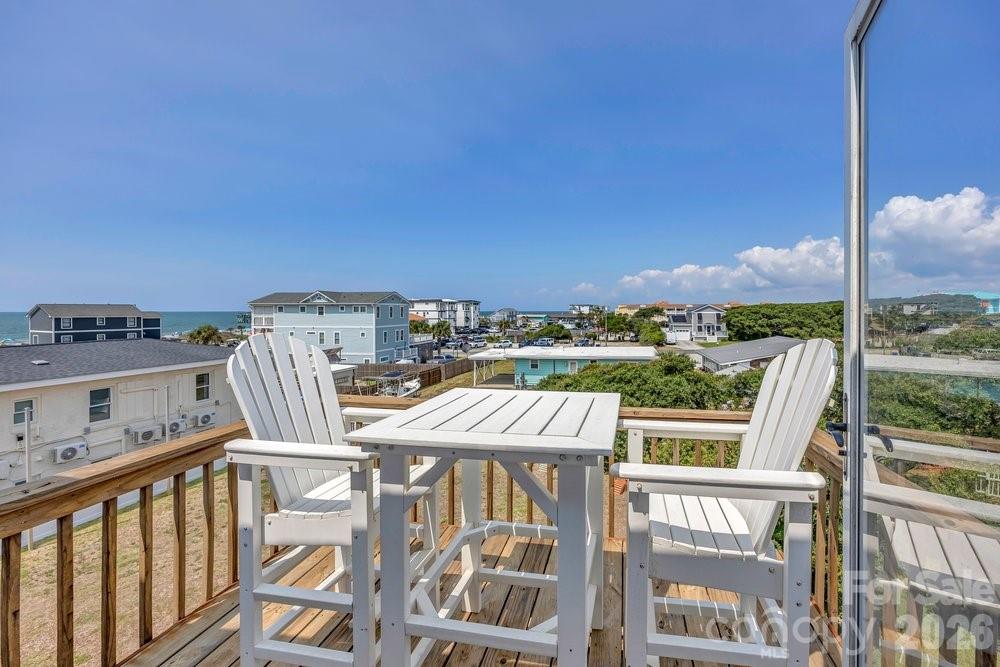 203 Norton Street — Oak Island