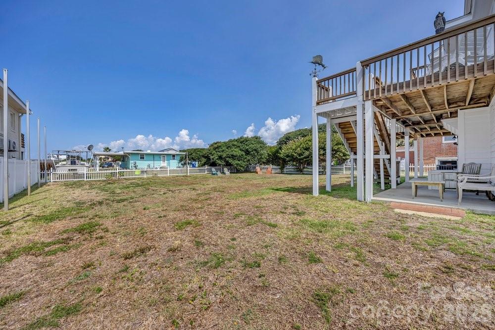 203 Norton Street — Oak Island
