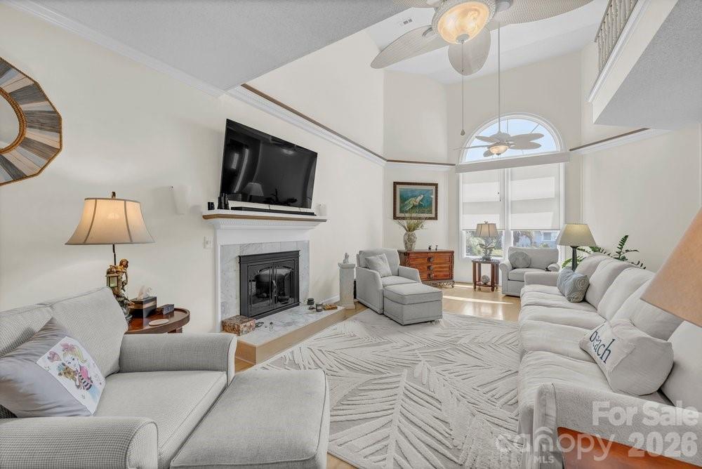 203 Norton Street — Oak Island