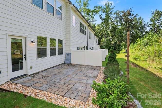 534 MADISON FALLS Court — Fort Mill