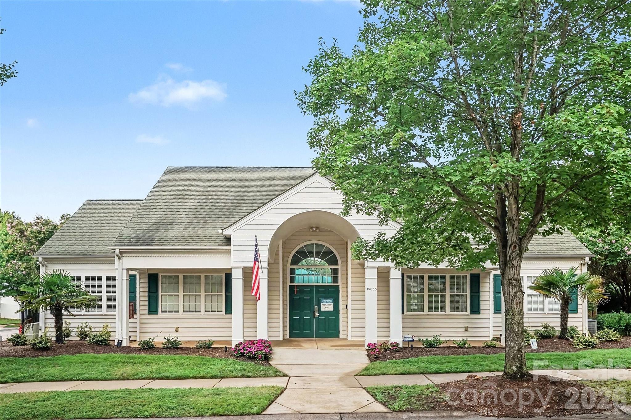 11364 Heritage Green Drive — Cornelius
