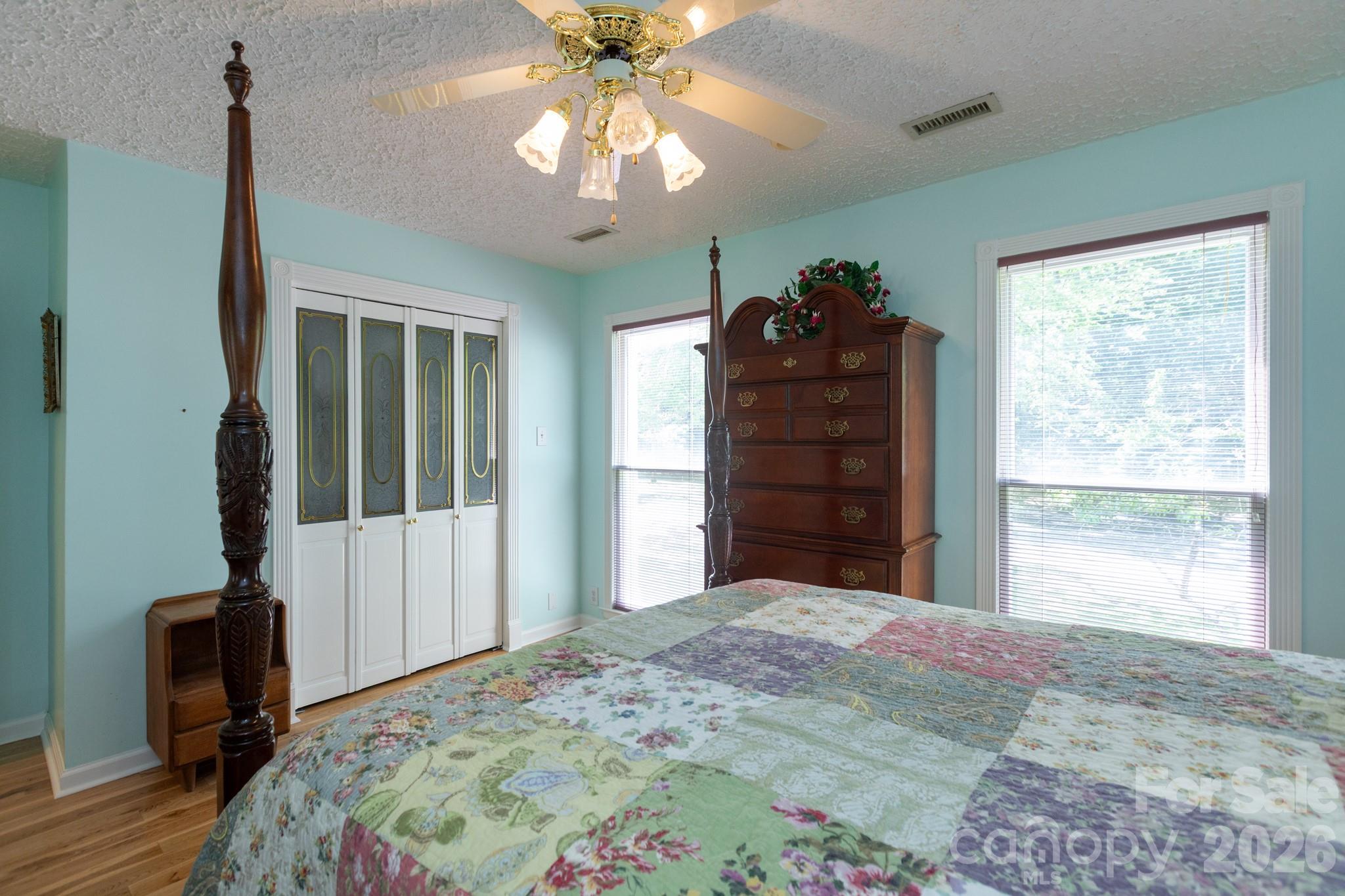 15224 Thomas Road — Charlotte