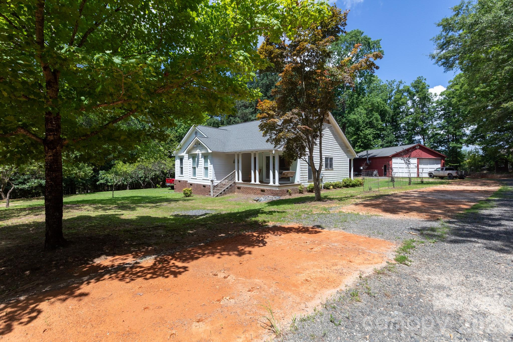 15224 Thomas Road — Charlotte