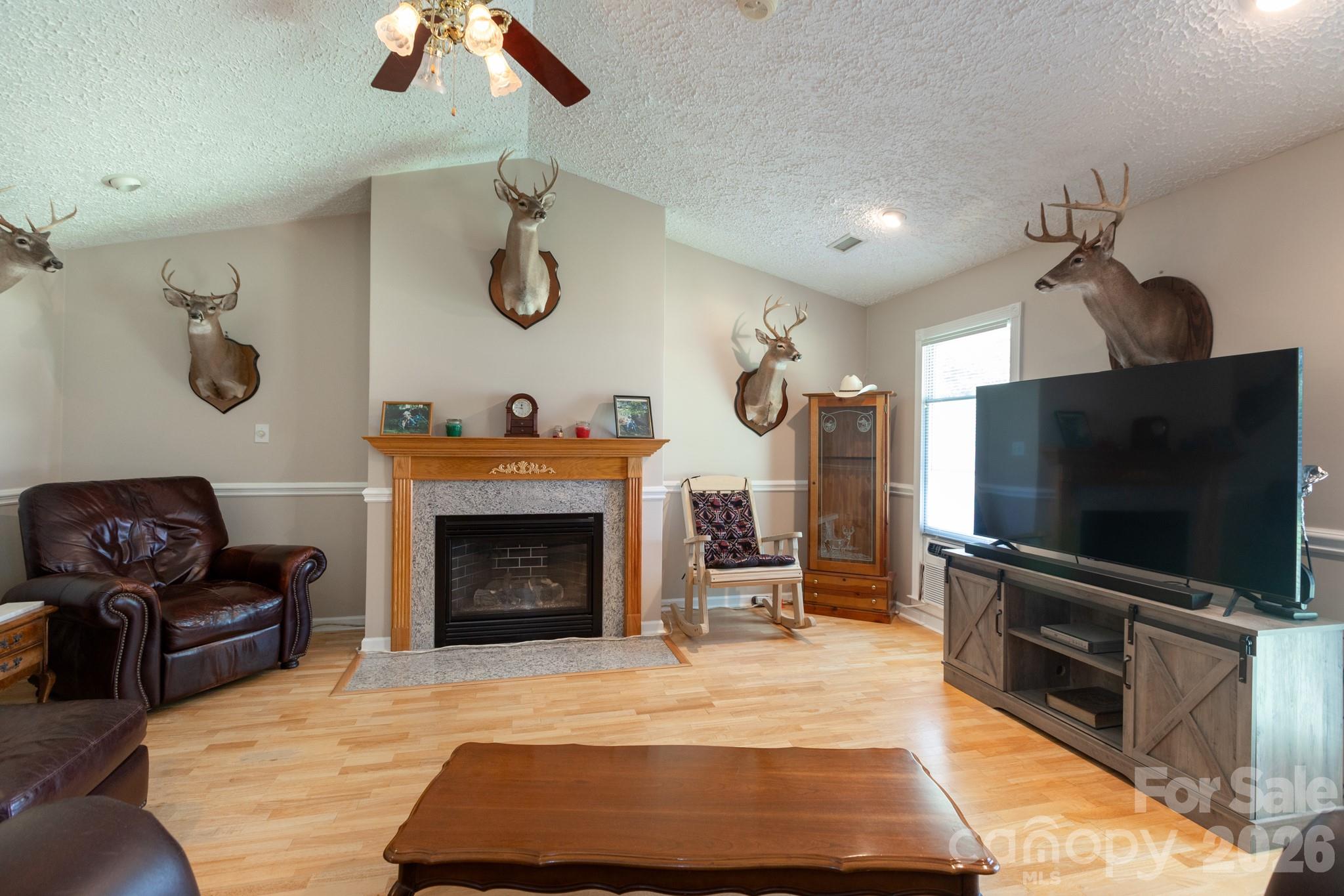 15224 Thomas Road — Charlotte