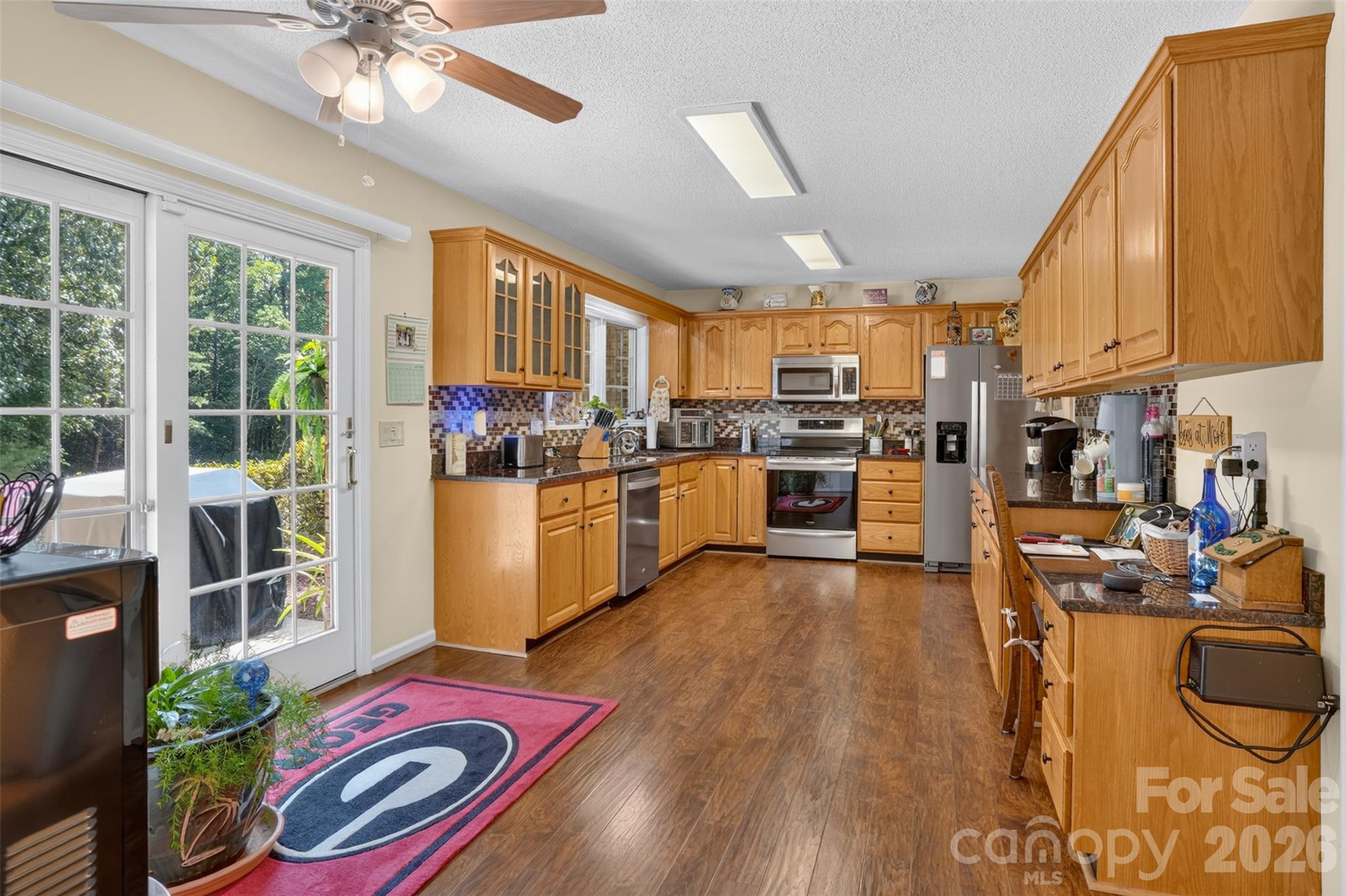 227 Sean Way — Hendersonville