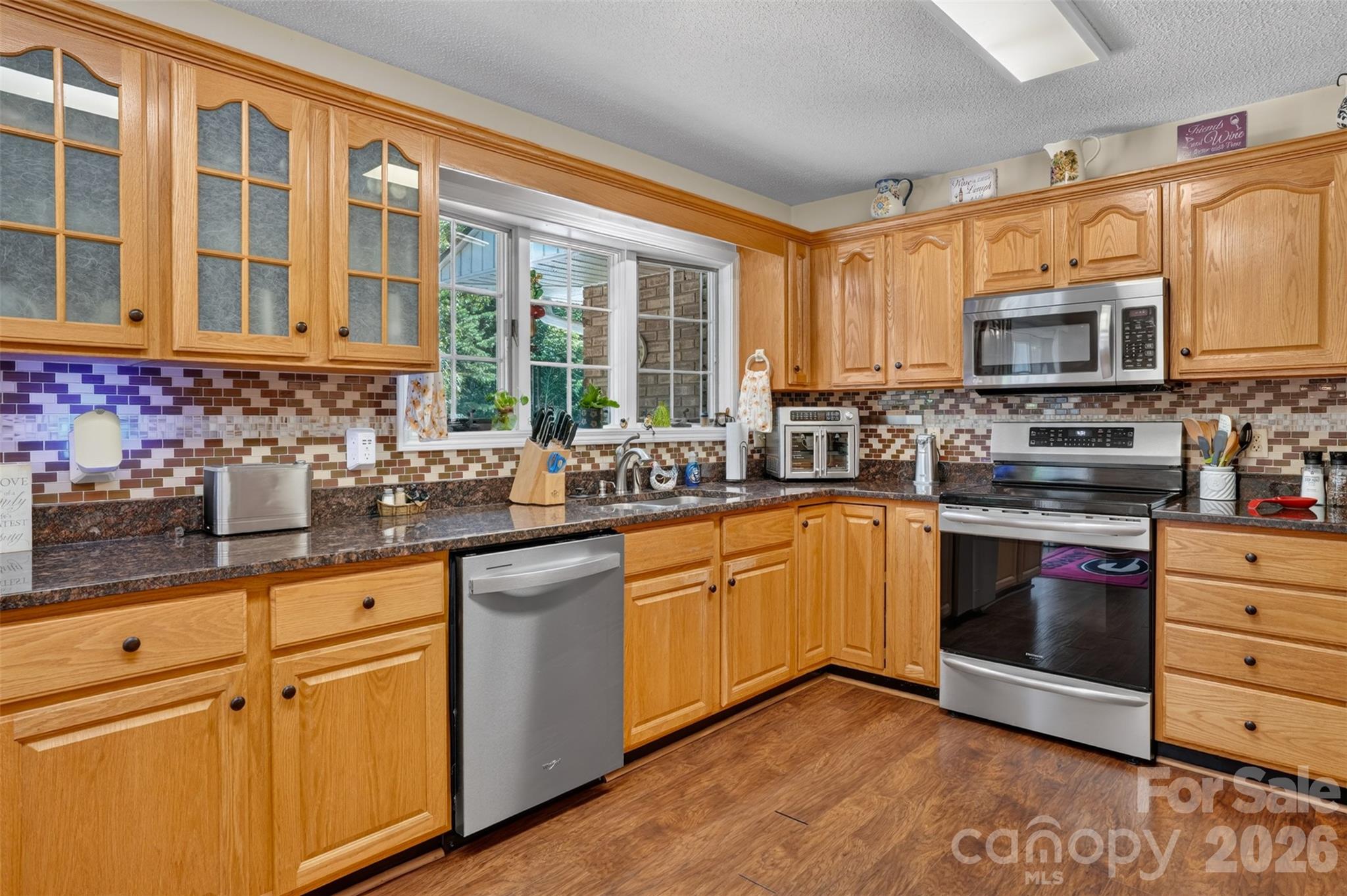227 Sean Way — Hendersonville
