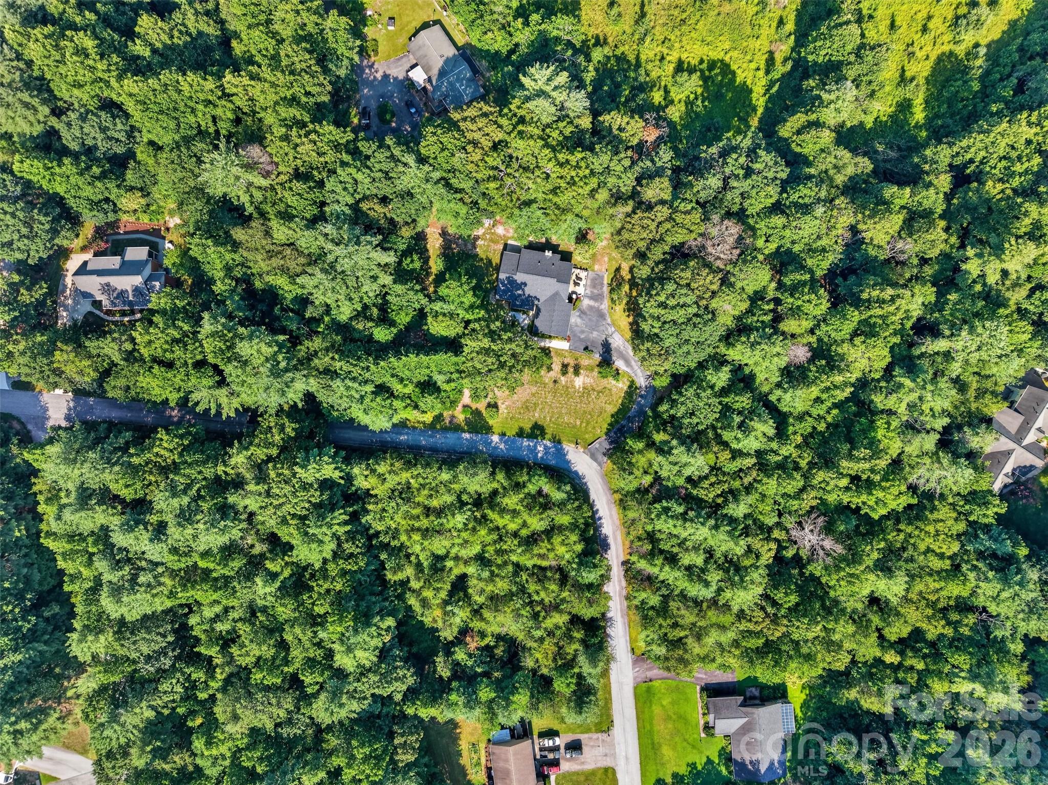 227 Sean Way — Hendersonville