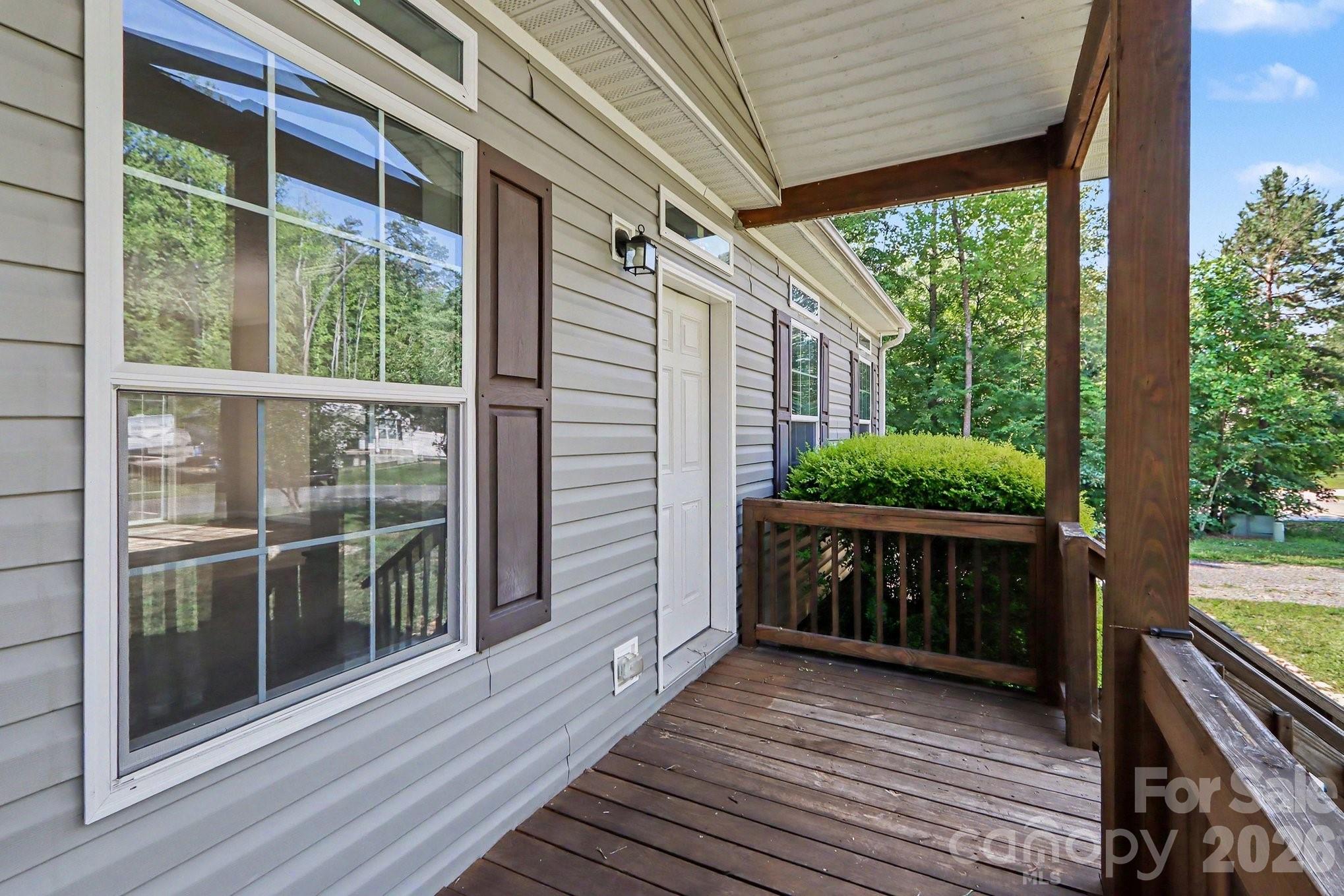 806 New Castle Court — Albemarle