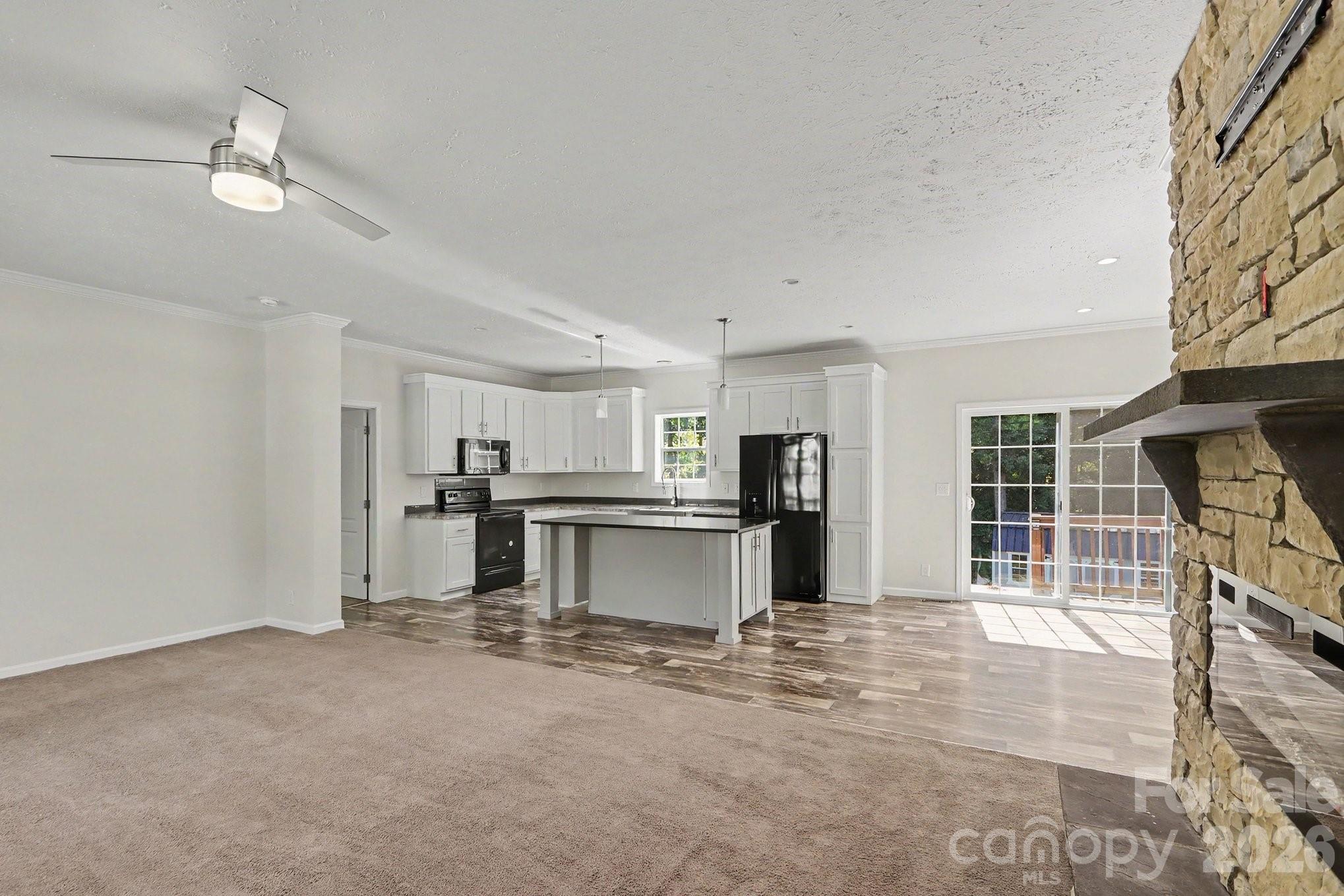 806 New Castle Court — Albemarle