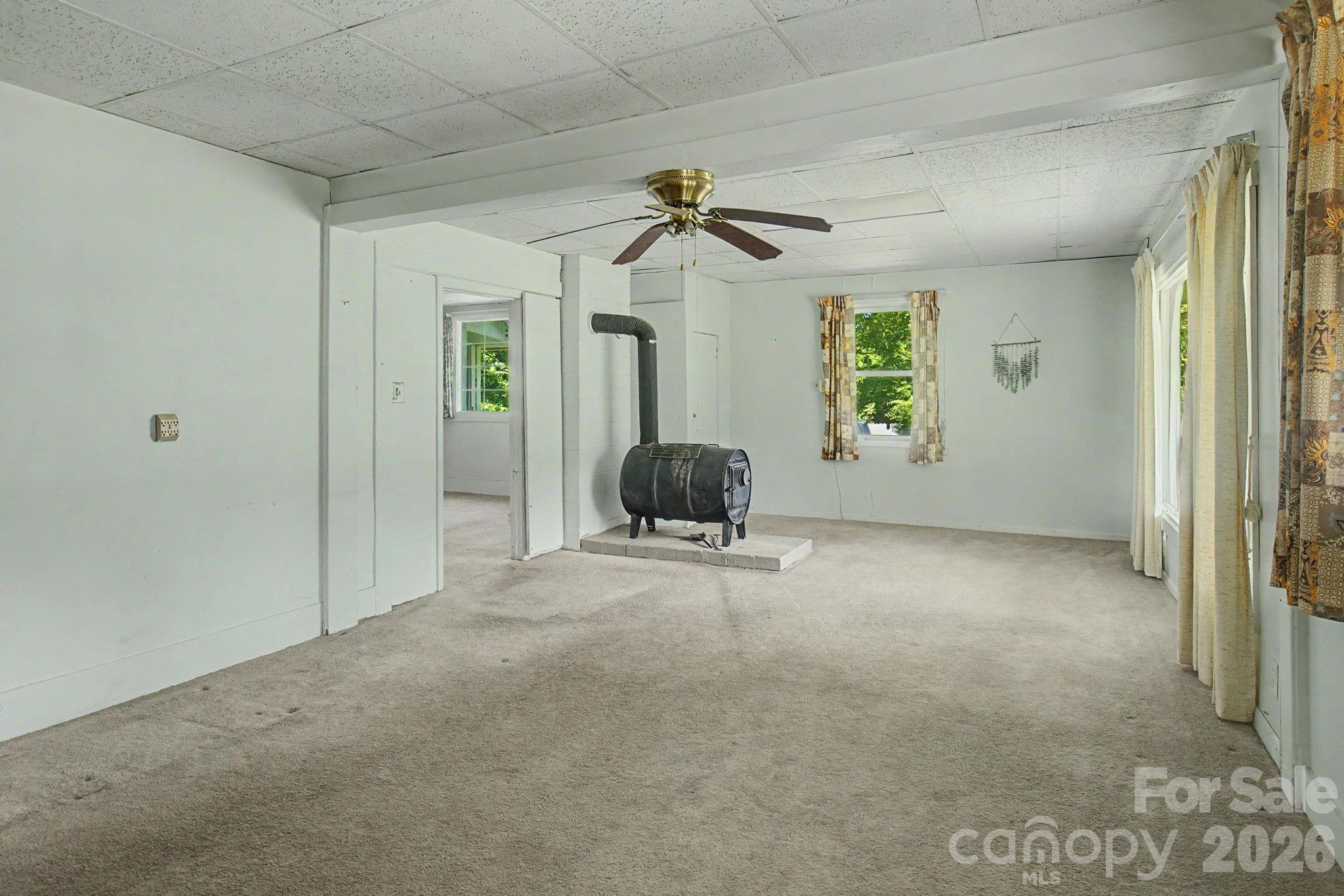 114 Old State Ten Road — Black Mountain