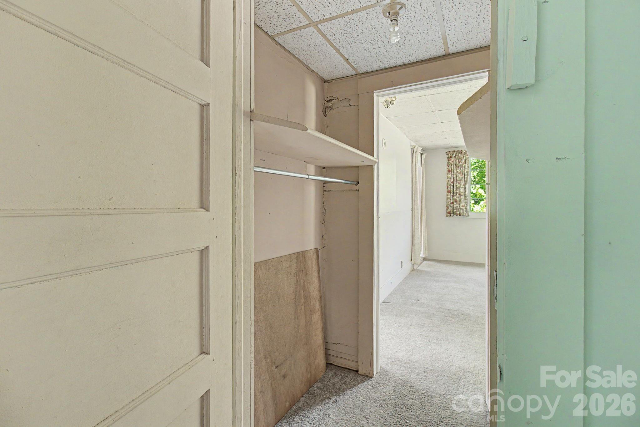 114 Old State Ten Road — Black Mountain