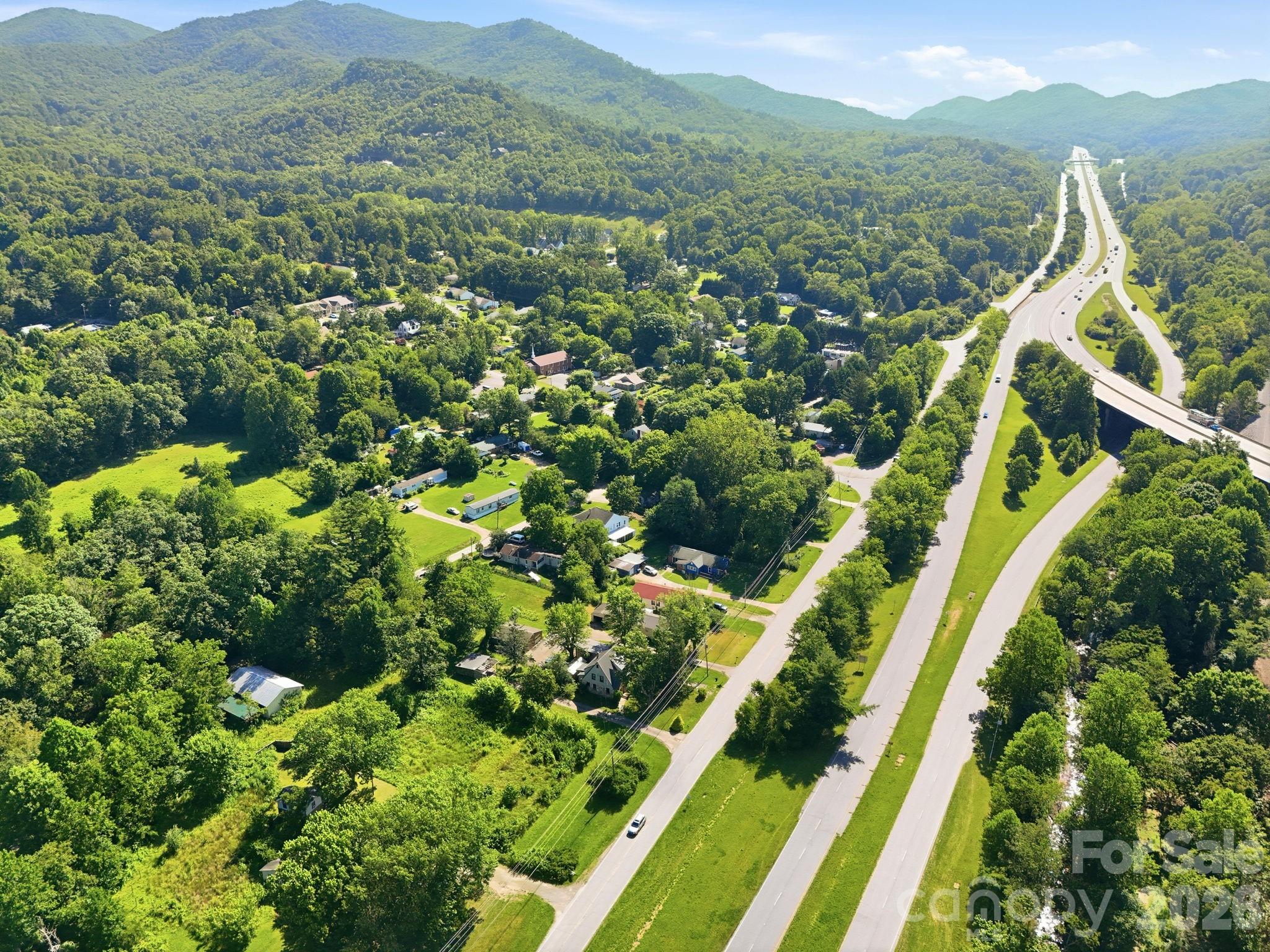 114 Old State Ten Road — Black Mountain