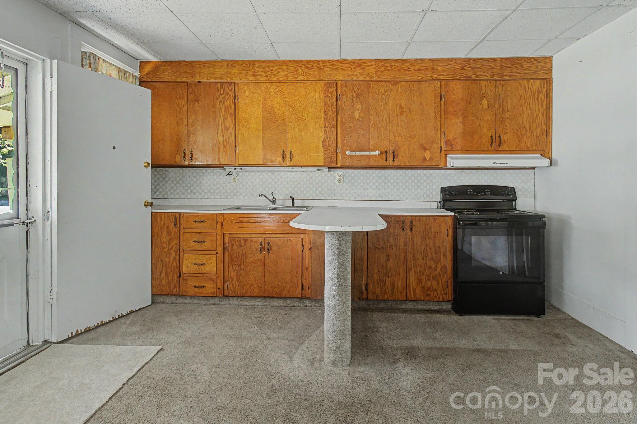114 Old State Ten Road — Black Mountain
