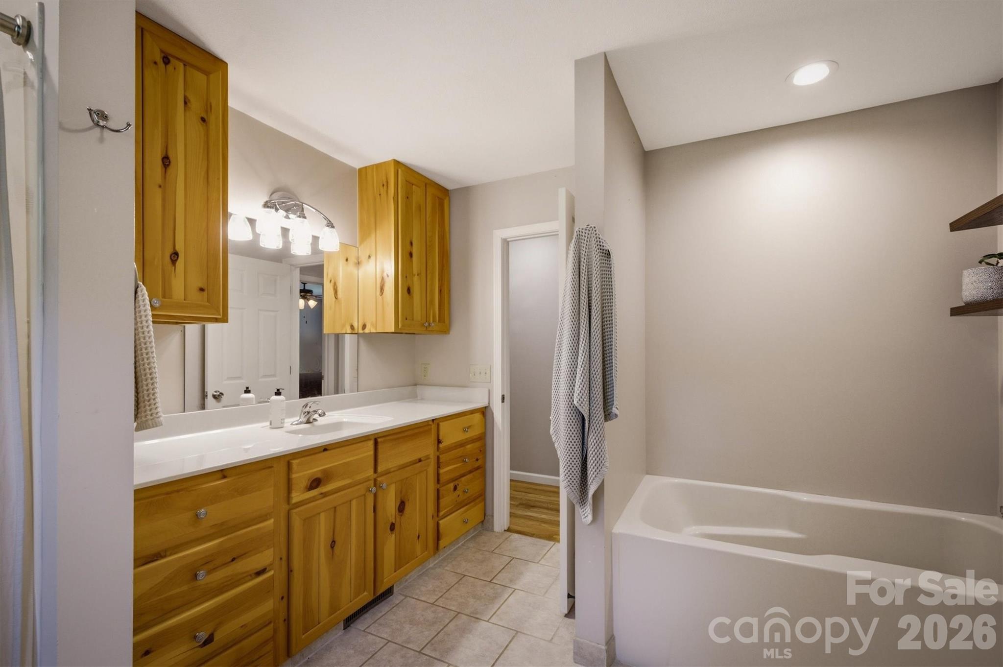 5926 Dysartsville Road — Morganton