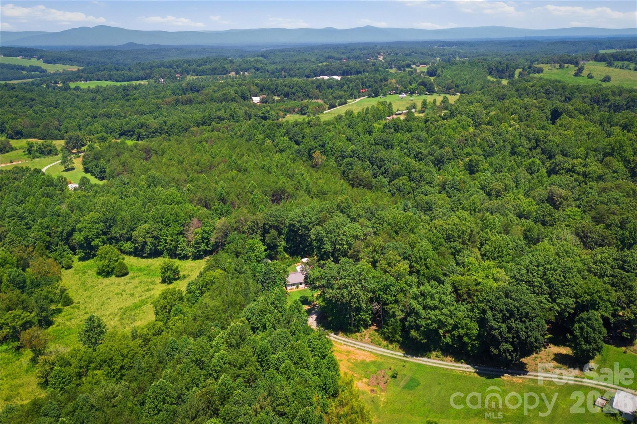 5926 Dysartsville Road — Morganton