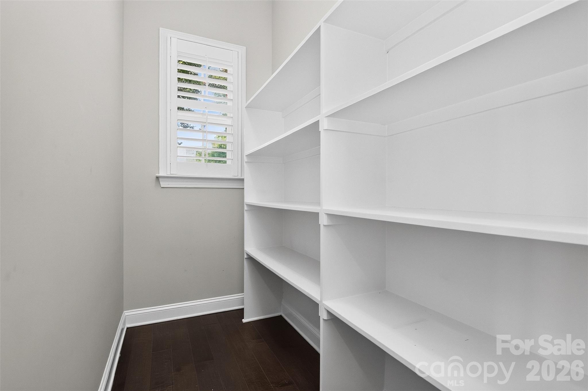 8910 Matthews Farm Lane — Charlotte