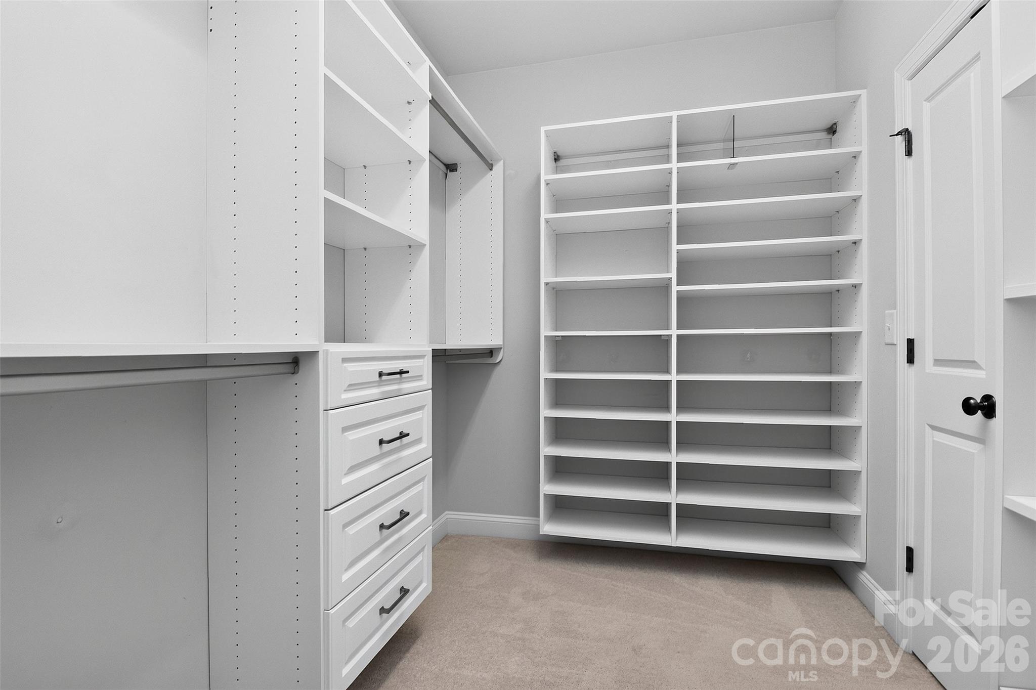 8910 Matthews Farm Lane — Charlotte