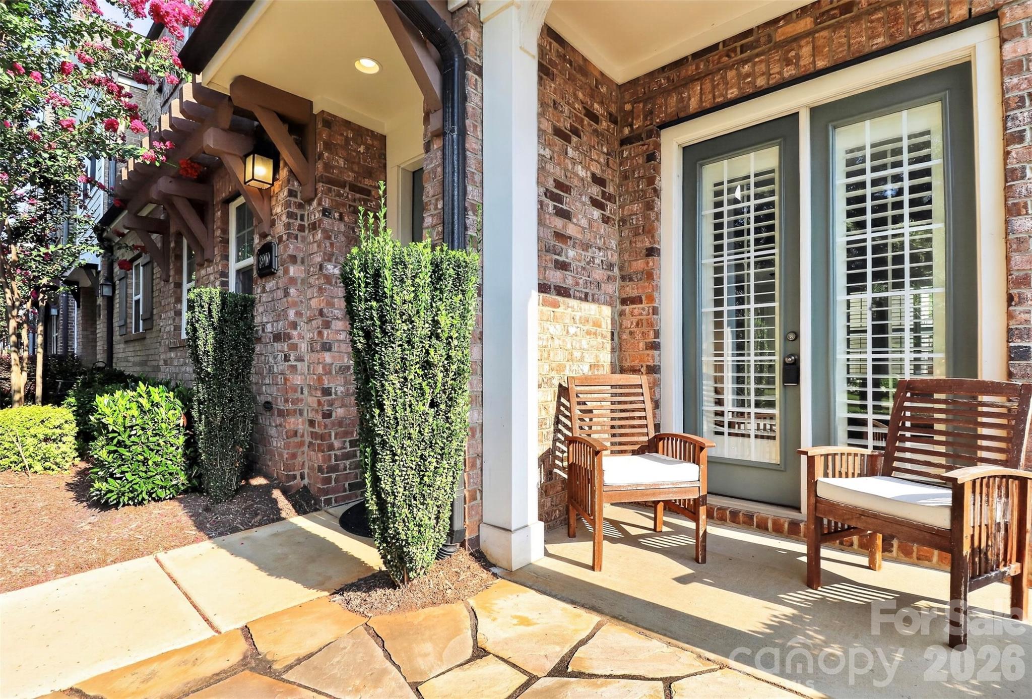 8910 Matthews Farm Lane — Charlotte