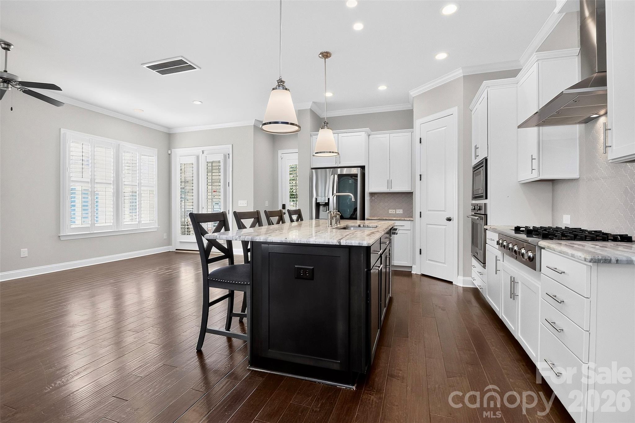 8910 Matthews Farm Lane — Charlotte