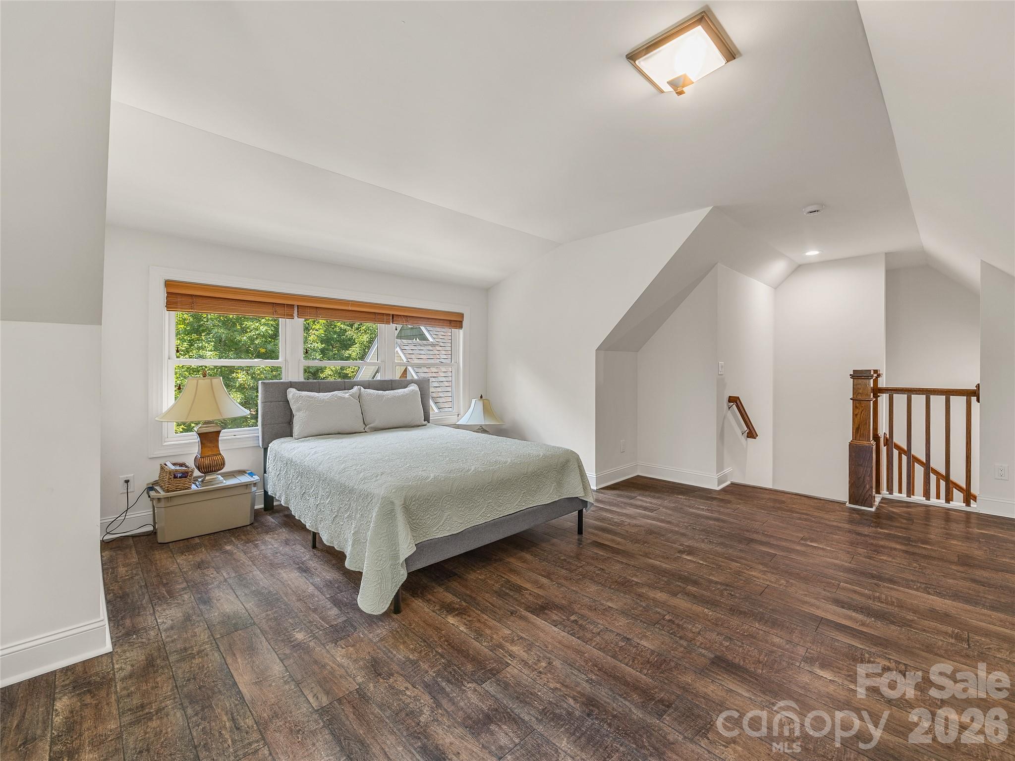 240 Persimmon Hill Drive — Columbus