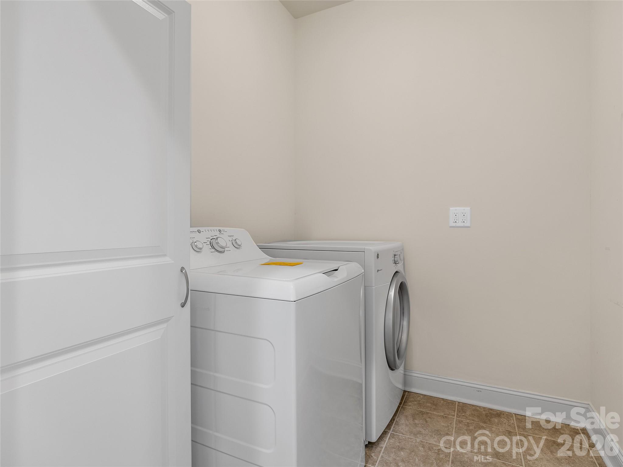 240 Persimmon Hill Drive — Columbus
