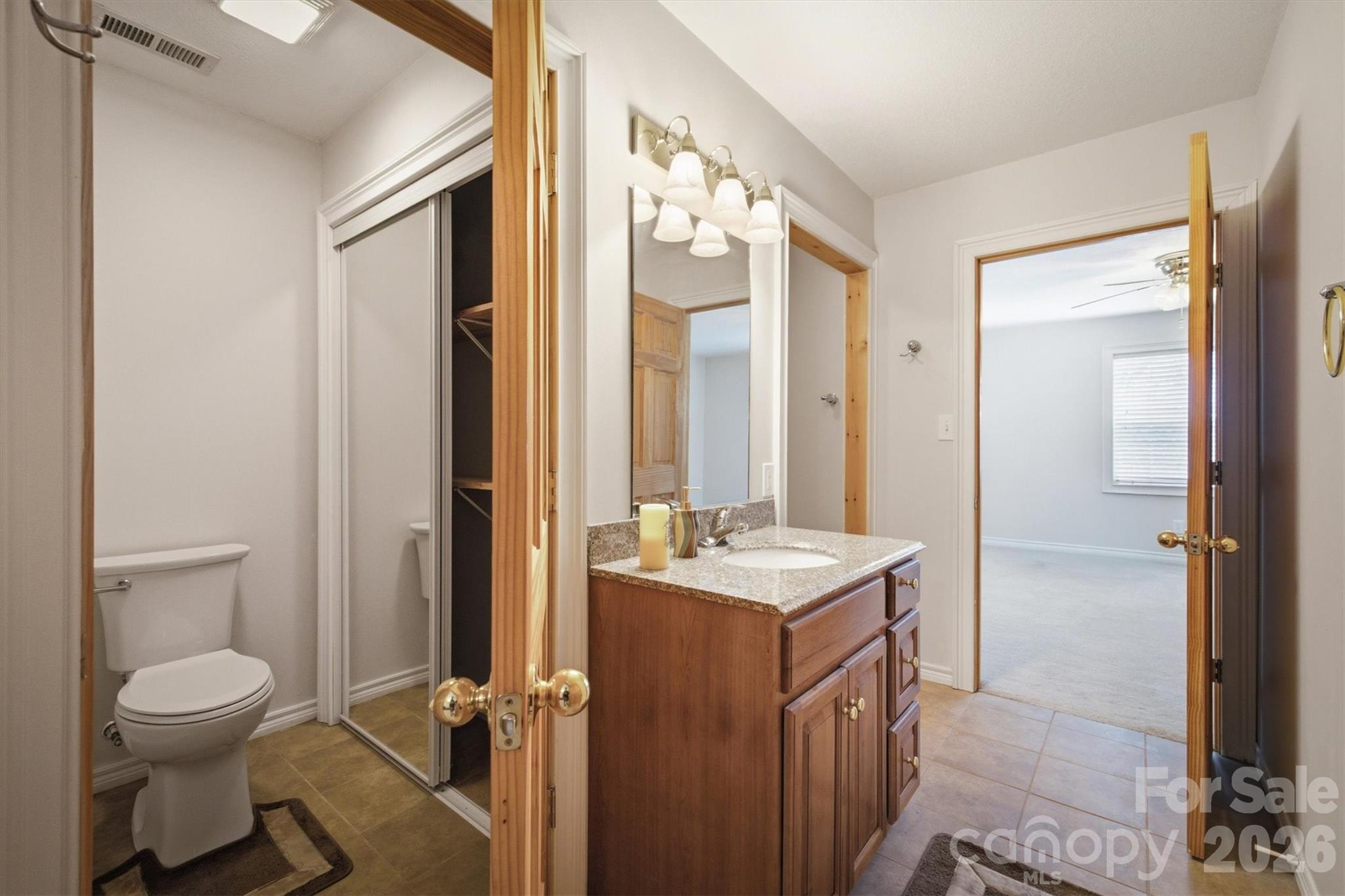 805 Bannon Place SW — Lenoir