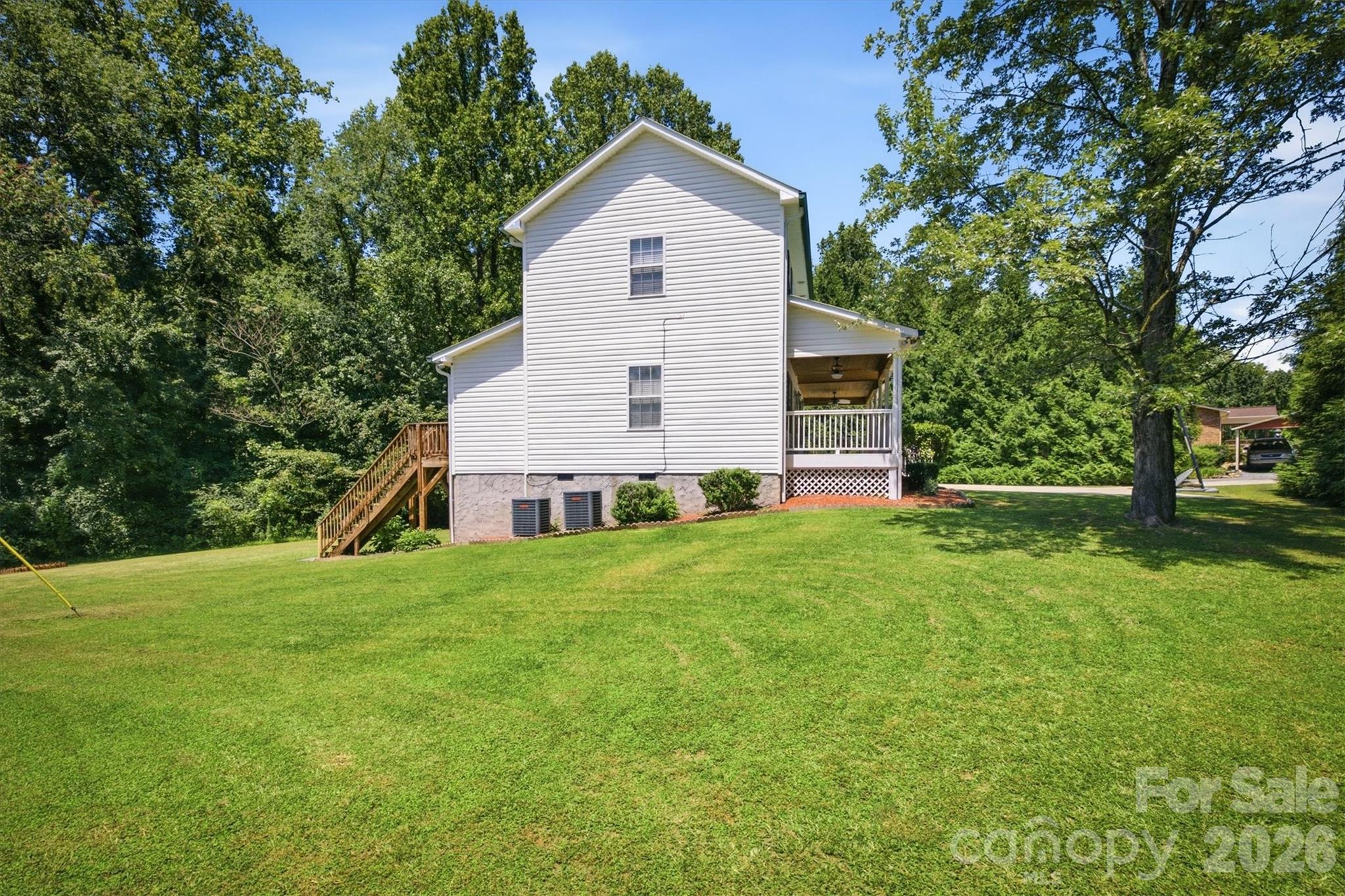 805 Bannon Place SW — Lenoir
