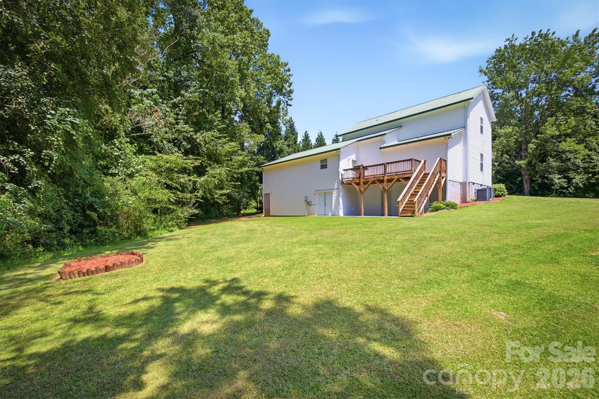 805 Bannon Place SW — Lenoir