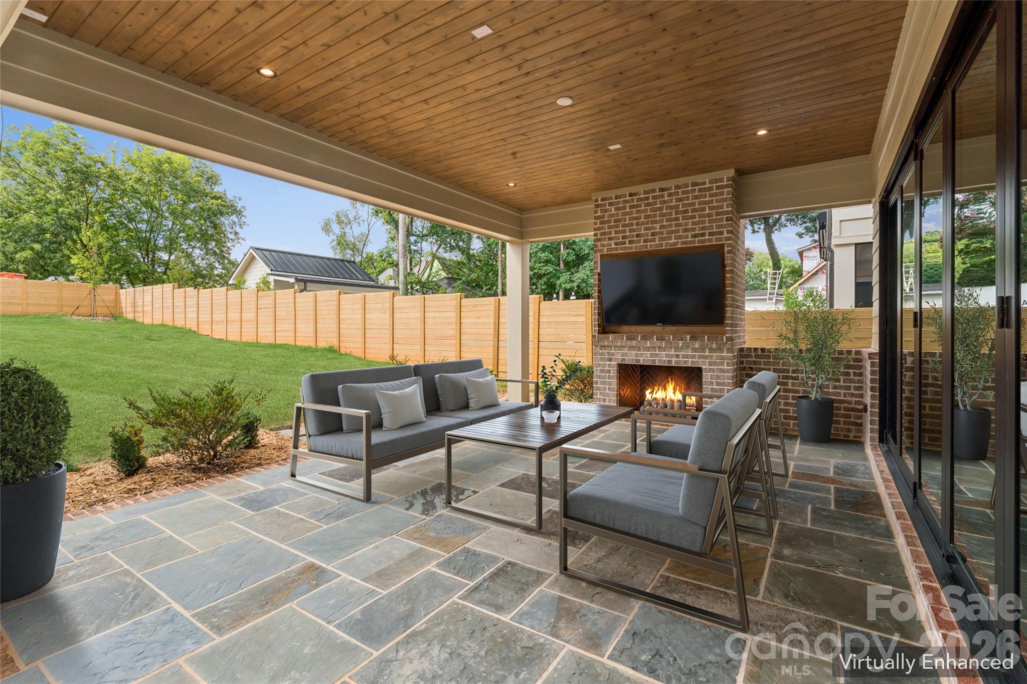 630 Ashworth Road — Charlotte