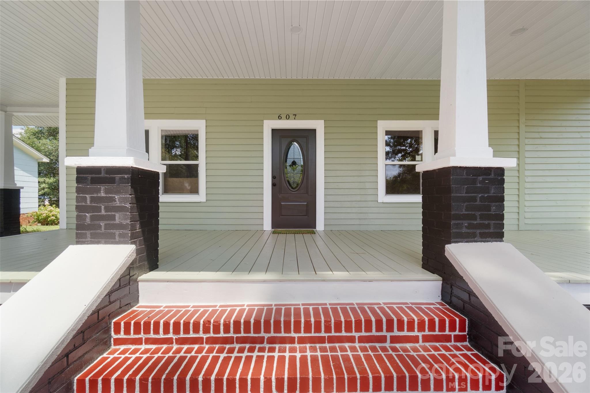 607 Lee Avenue — Wadesboro