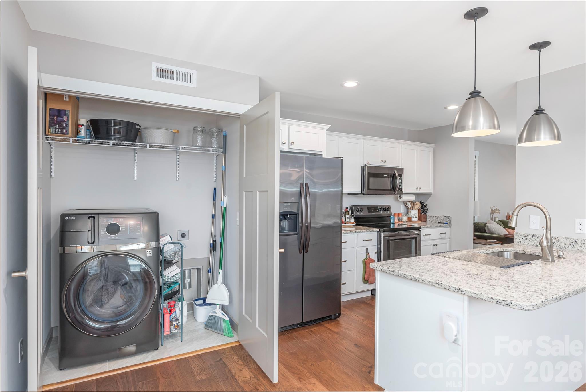 10 Hi Alta Avenue — Asheville