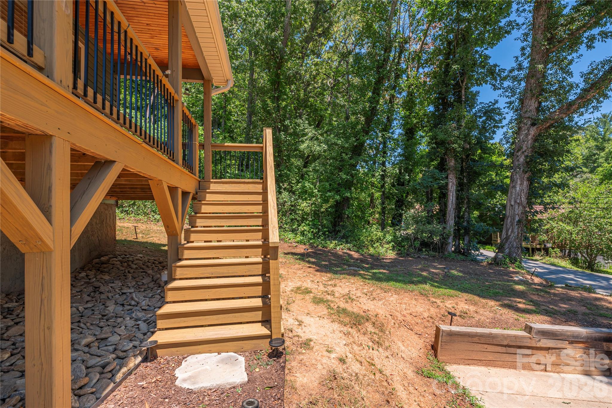 10 Hi Alta Avenue — Asheville