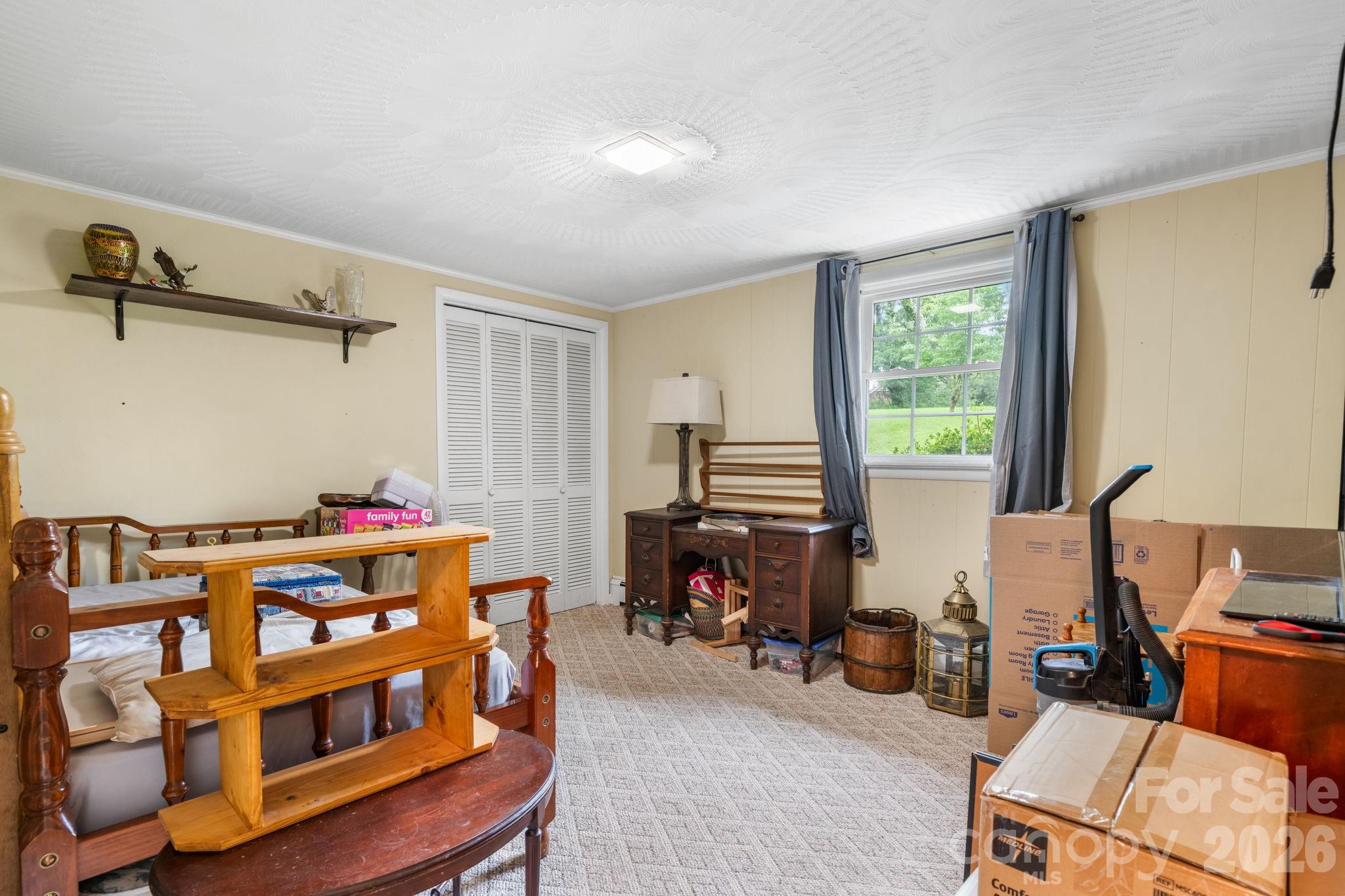 267 25th Avenue NW — Hickory