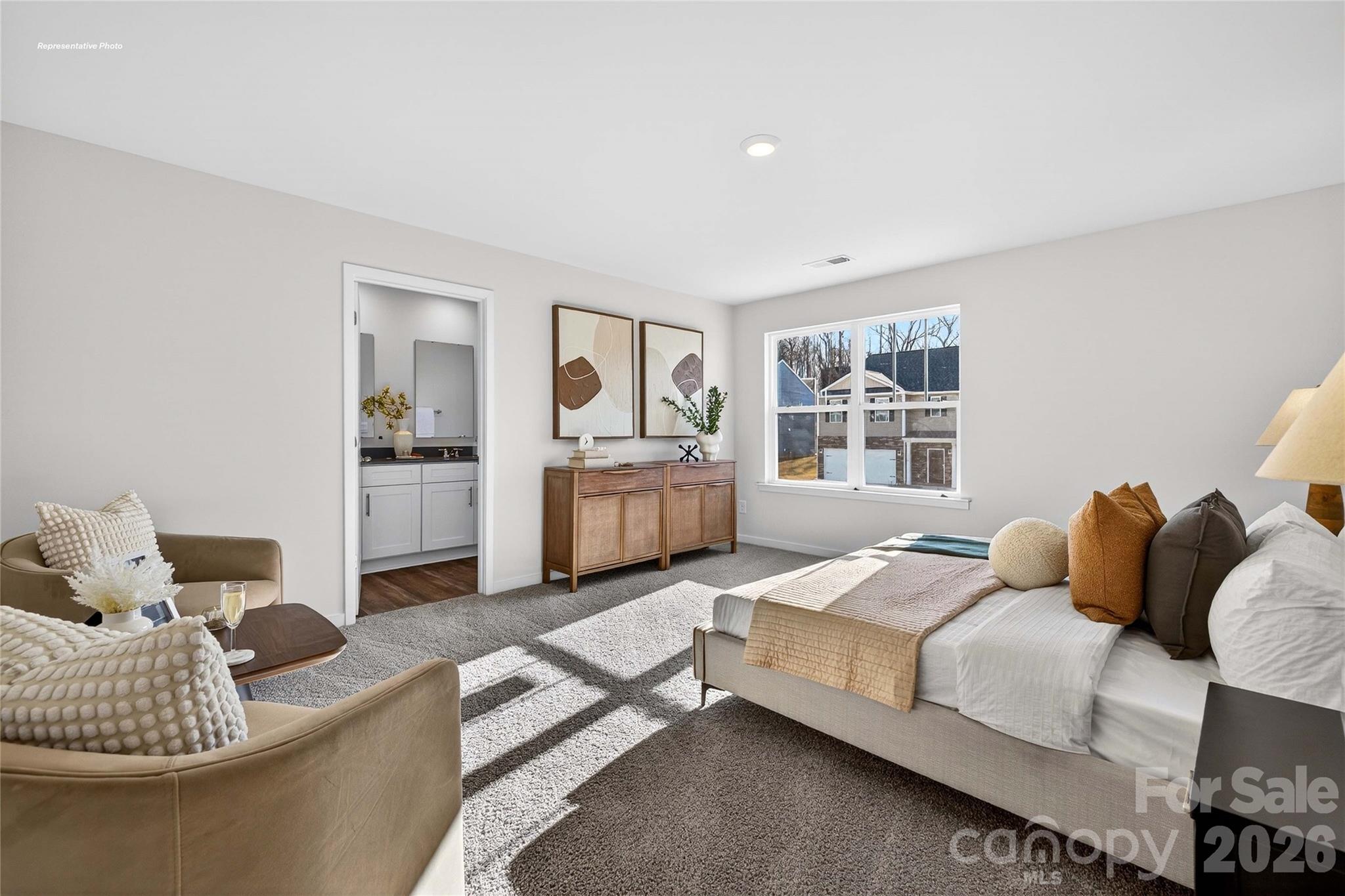 1445 7th Street Drive NE — Hickory