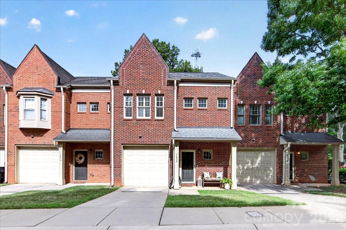 4632 Dabney Vigor Drive — Charlotte