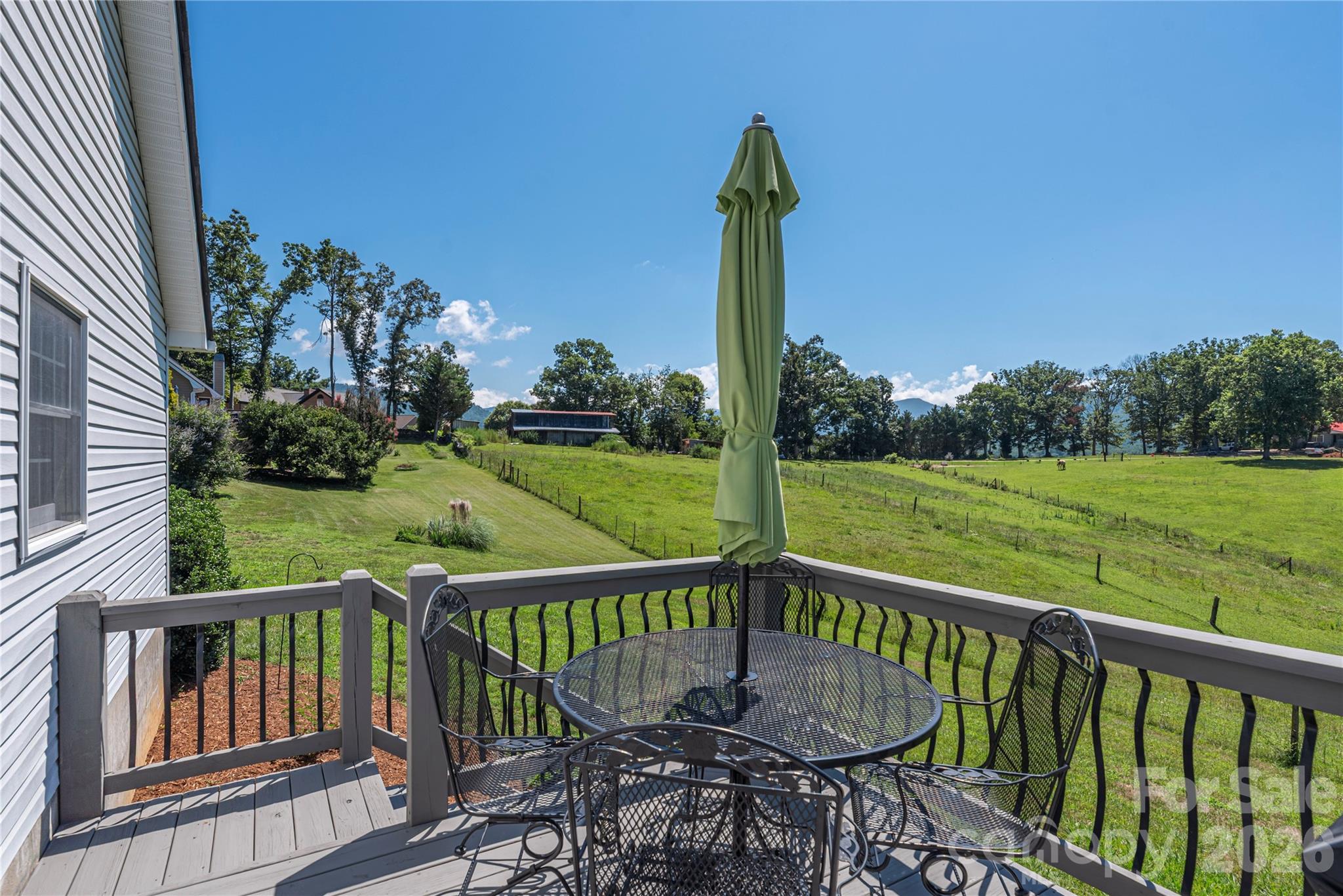 35 Forest Knoll Drive — Weaverville